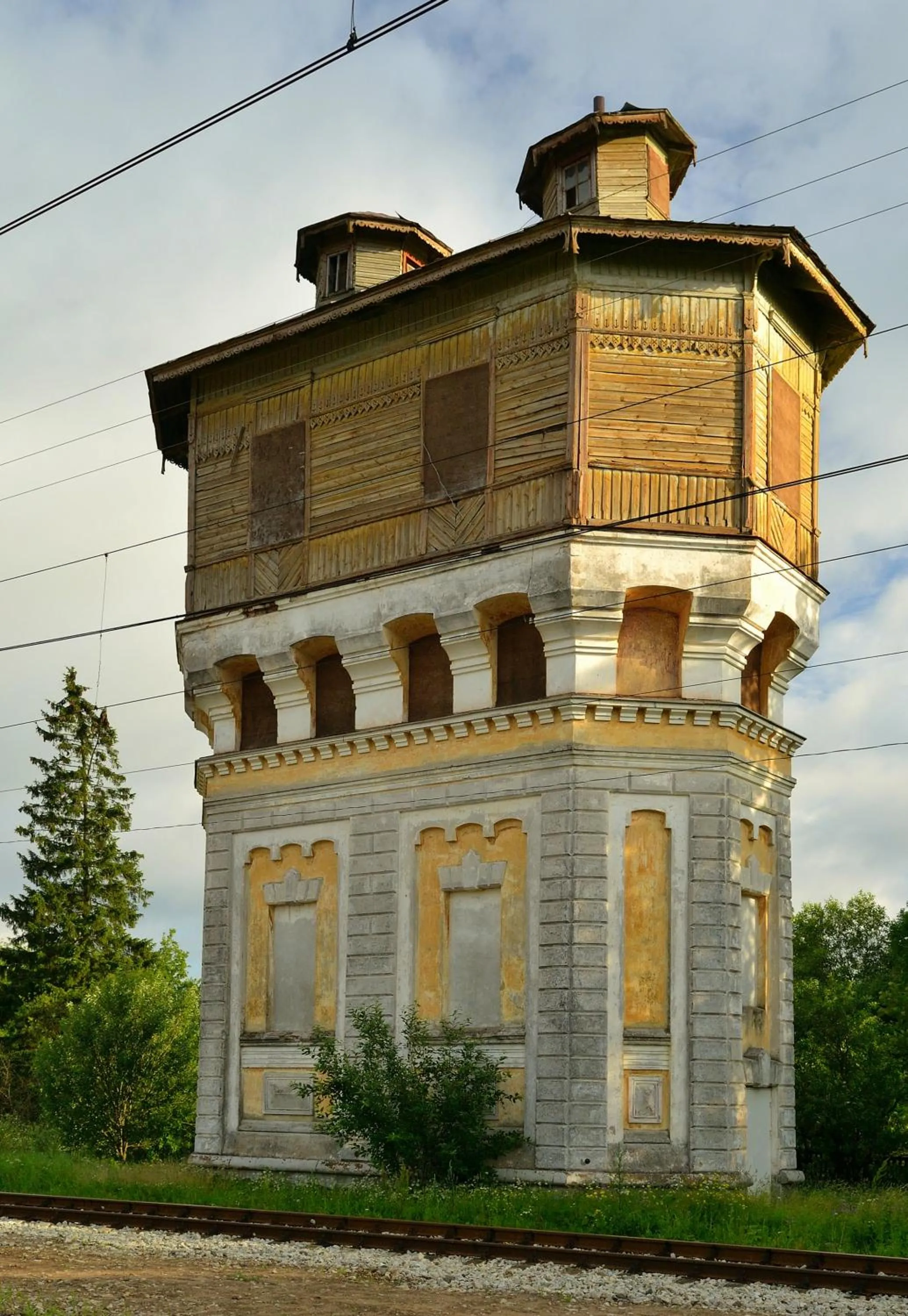 Property building in Raasiku Hotell