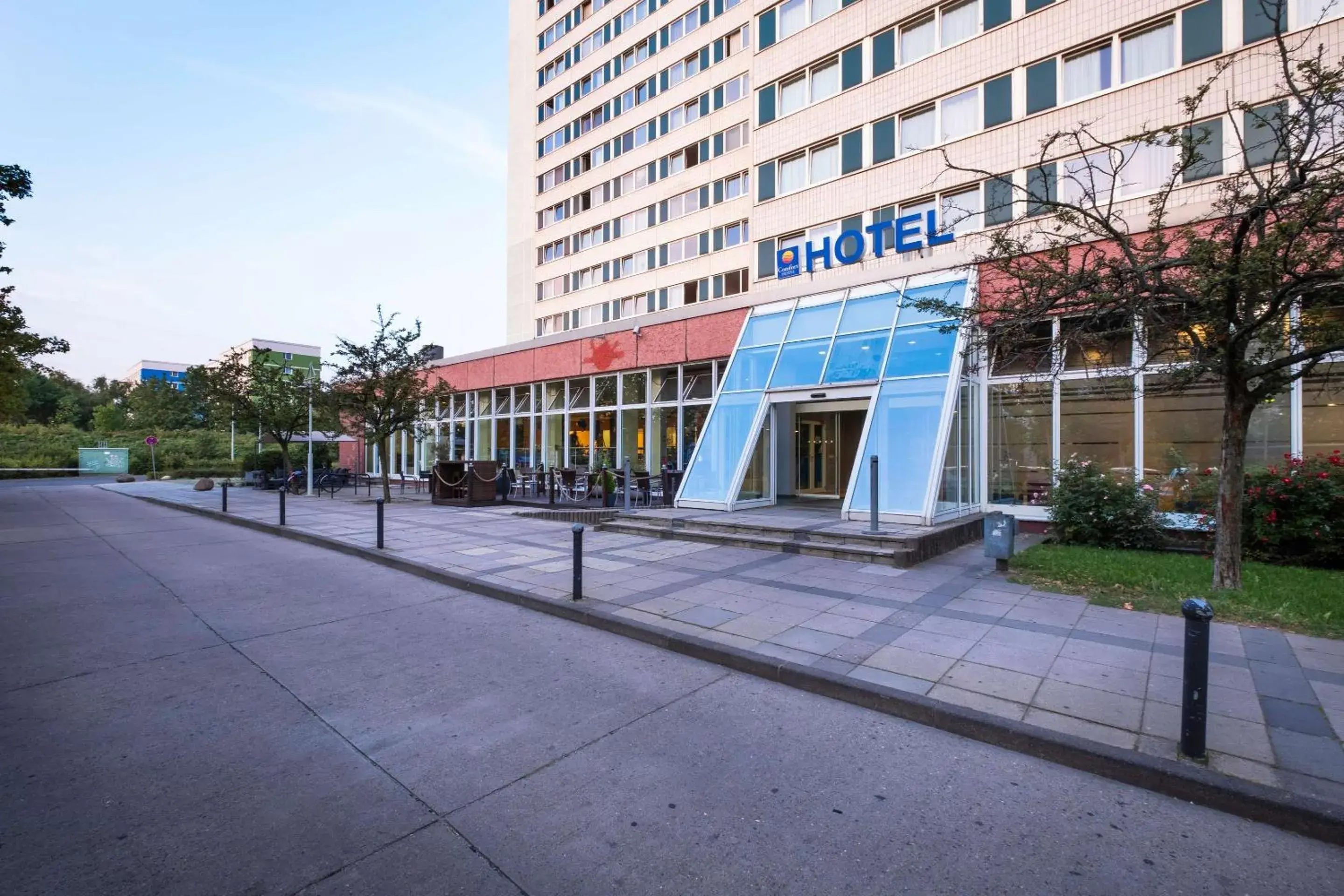 Property building in Hotel Berlin Lichtenberg Property building in Hotel Berlin Lichtenberg