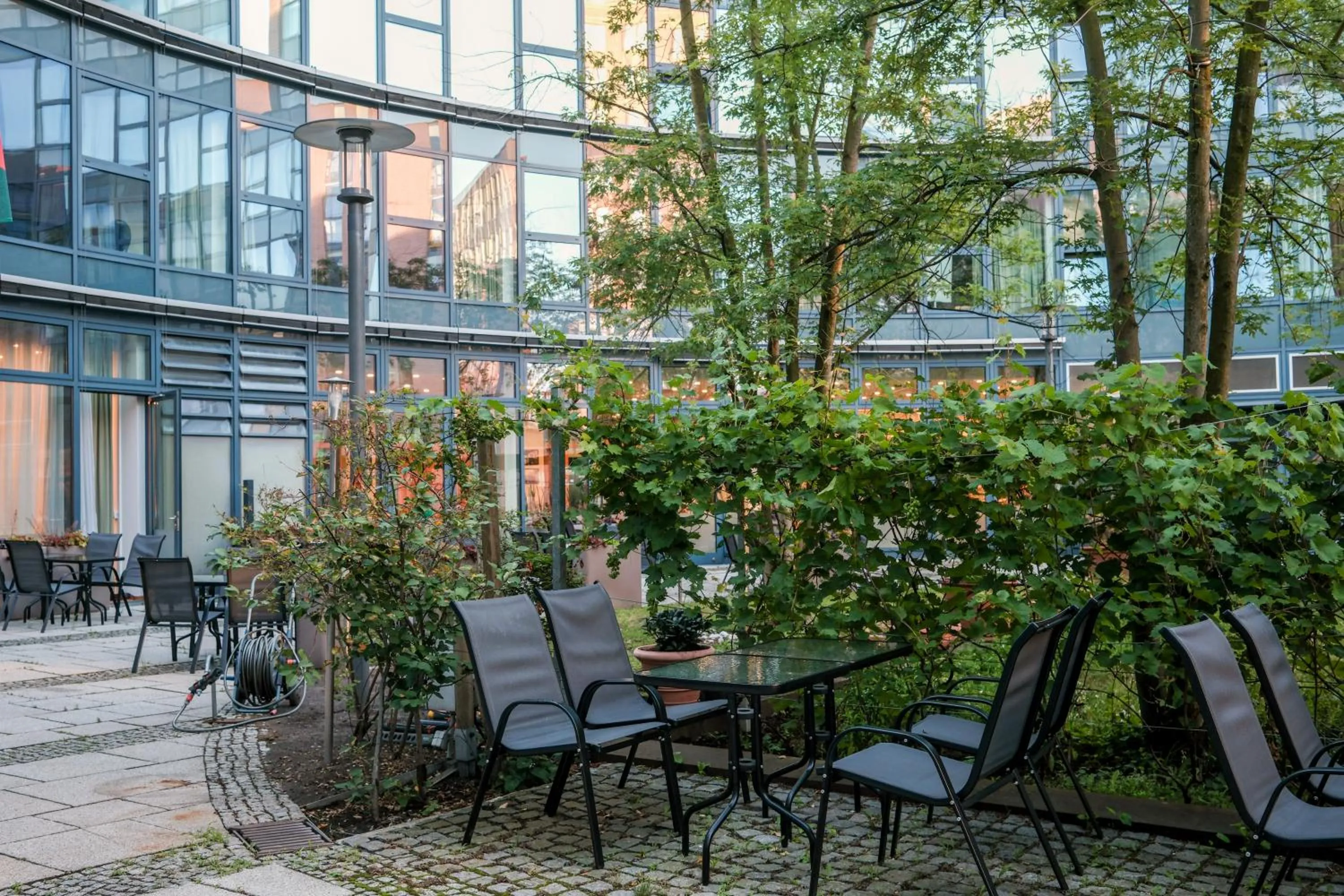 Inner courtyard view in Hotel am Borsigturm