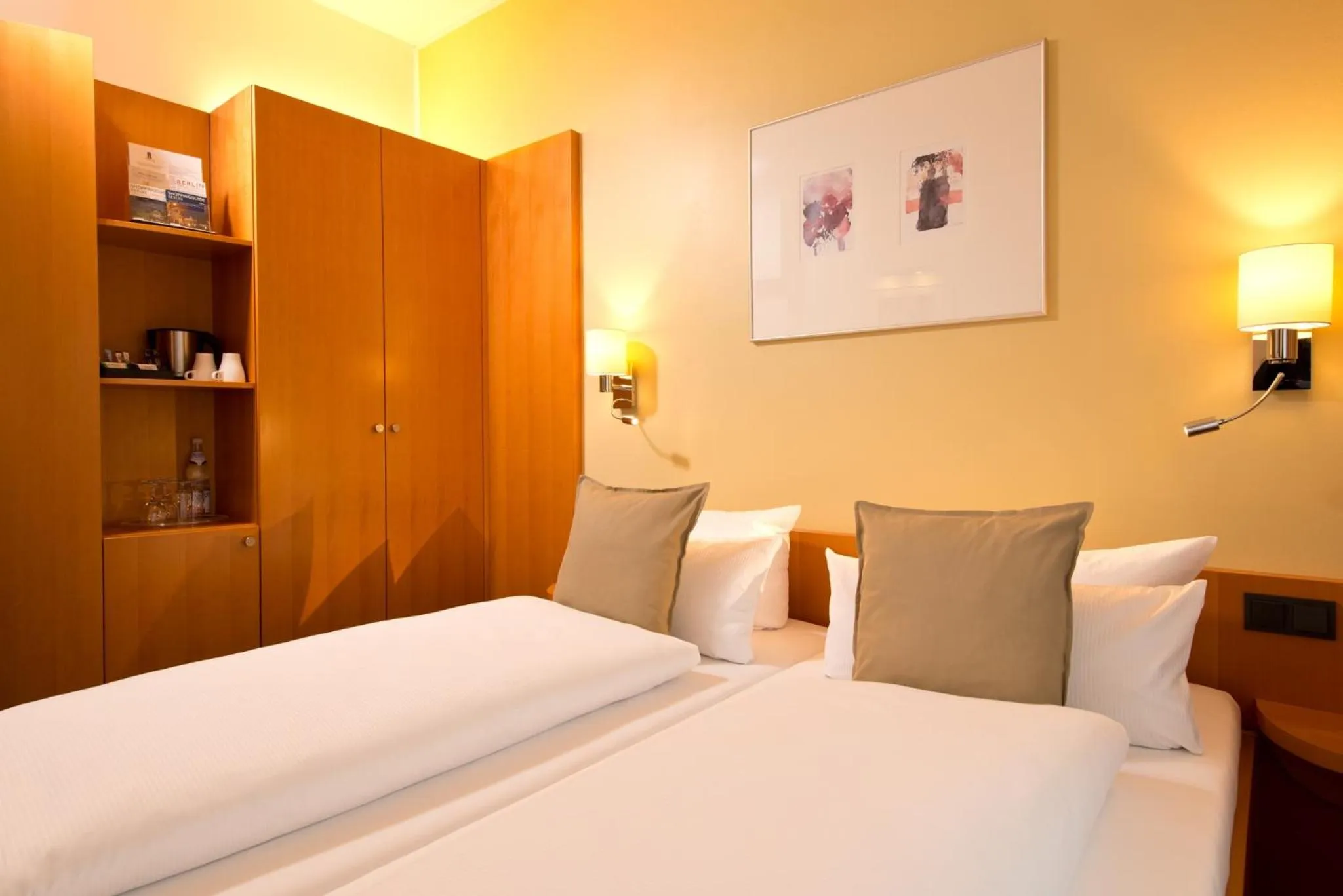 Bed in Hotel am Borsigturm