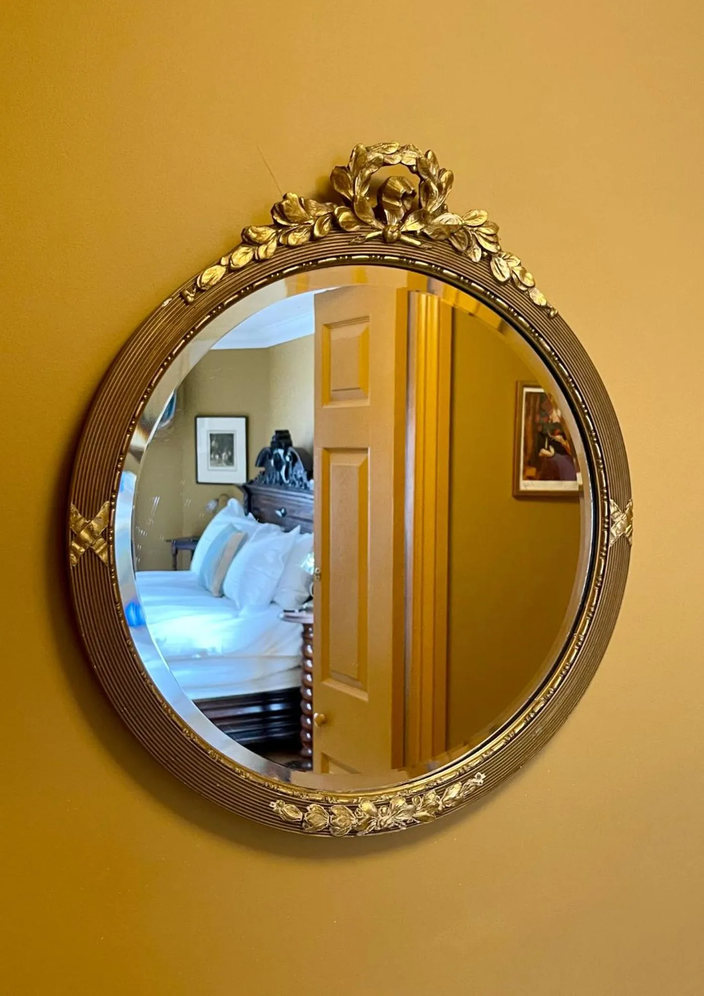 Bed in Ebenezer's Place