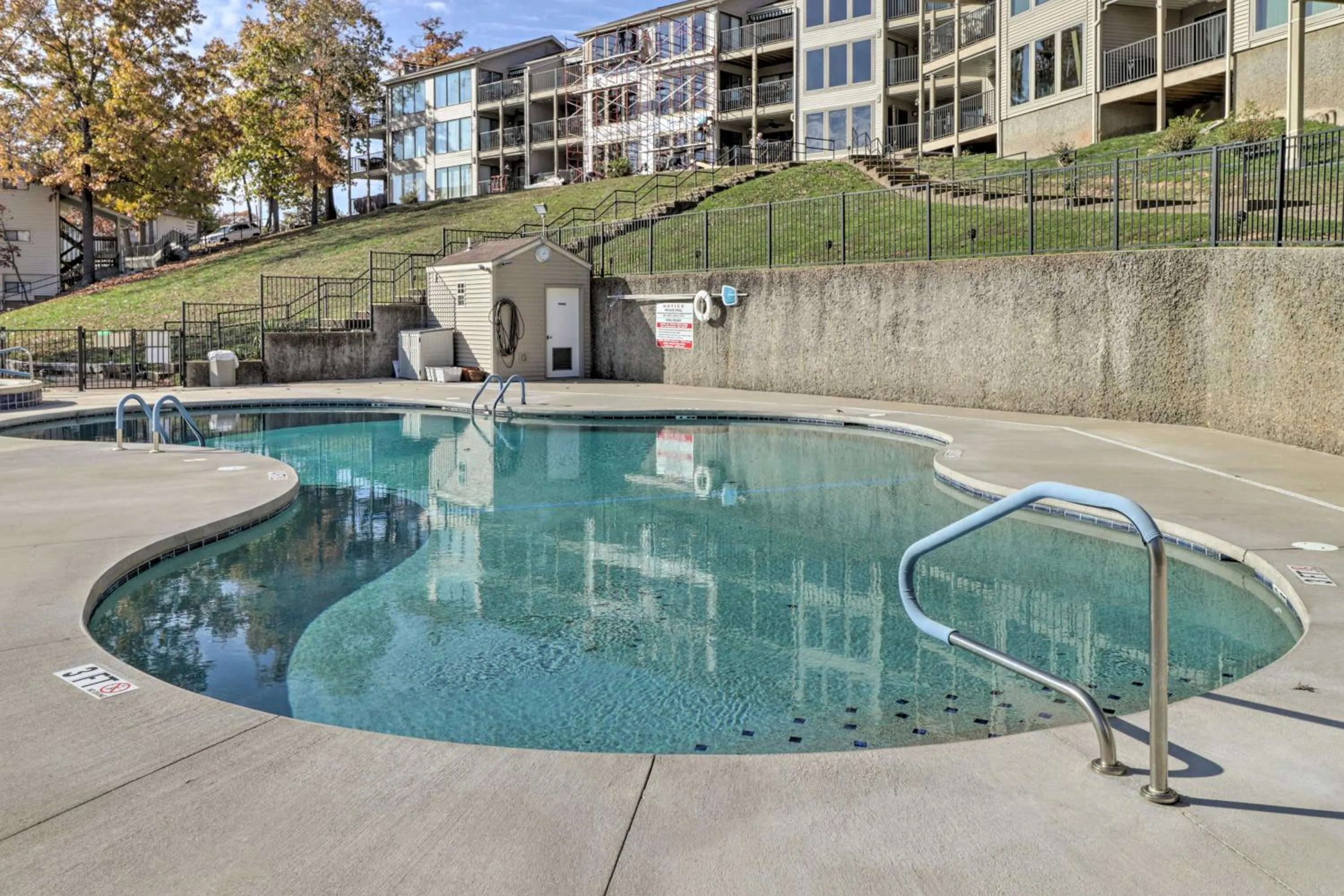 Lake Ozark Condo with Pool and Fishing Docks!