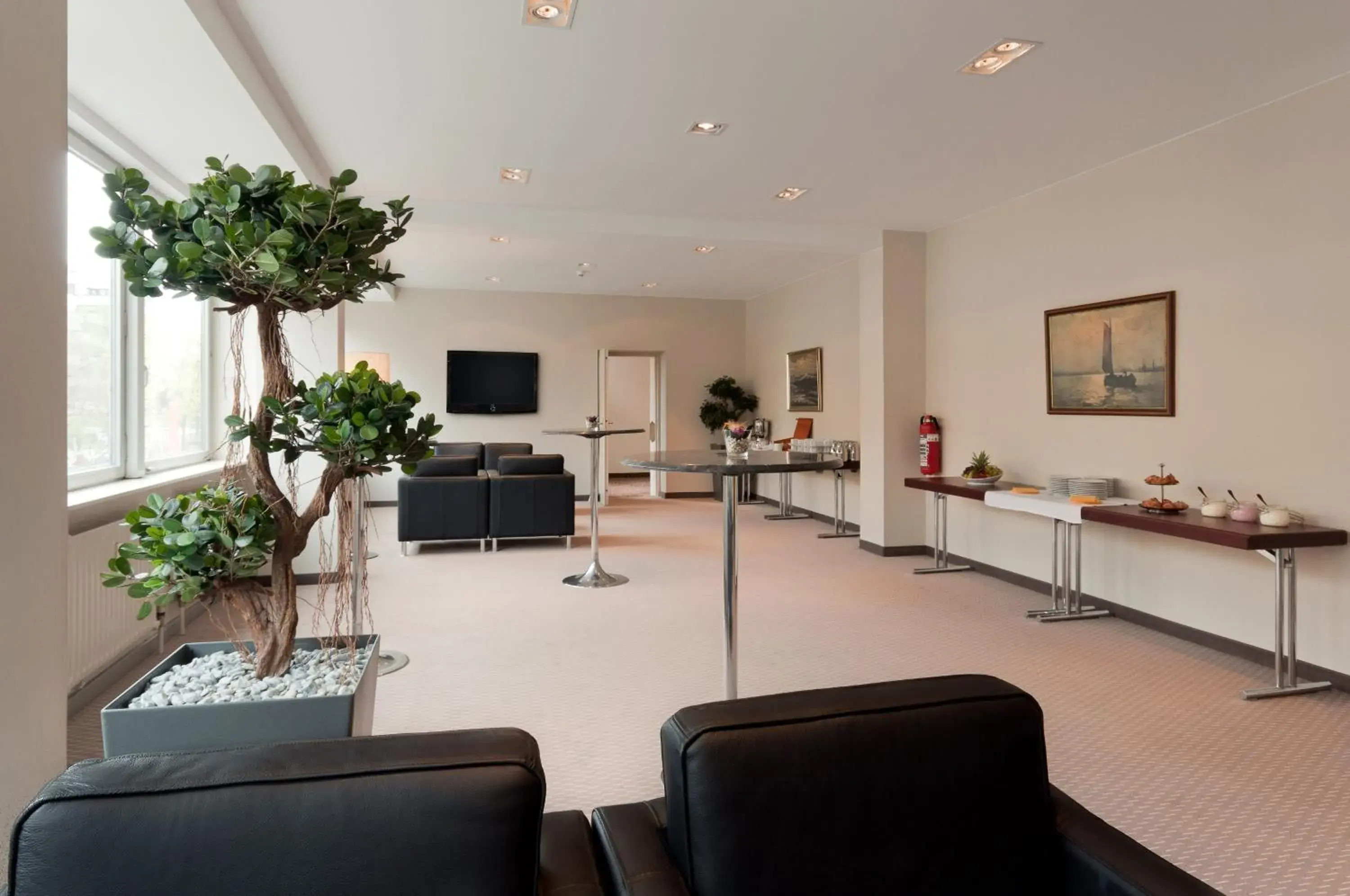 Lobby or reception in Sylter Hof Berlin Lobby or reception in Sylter Hof Berlin