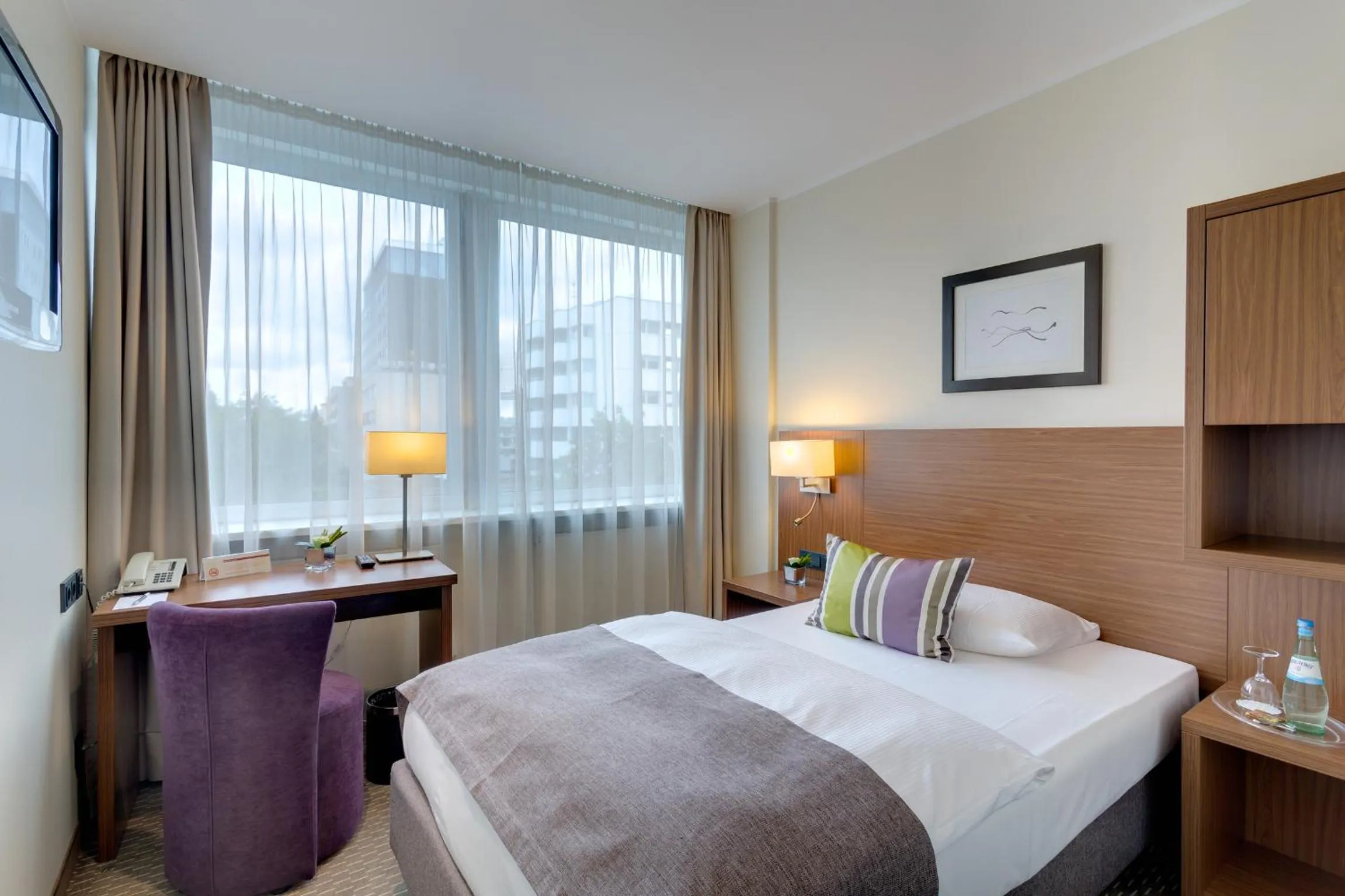 Photo of the whole room, Bed in Sylter Hof Berlin