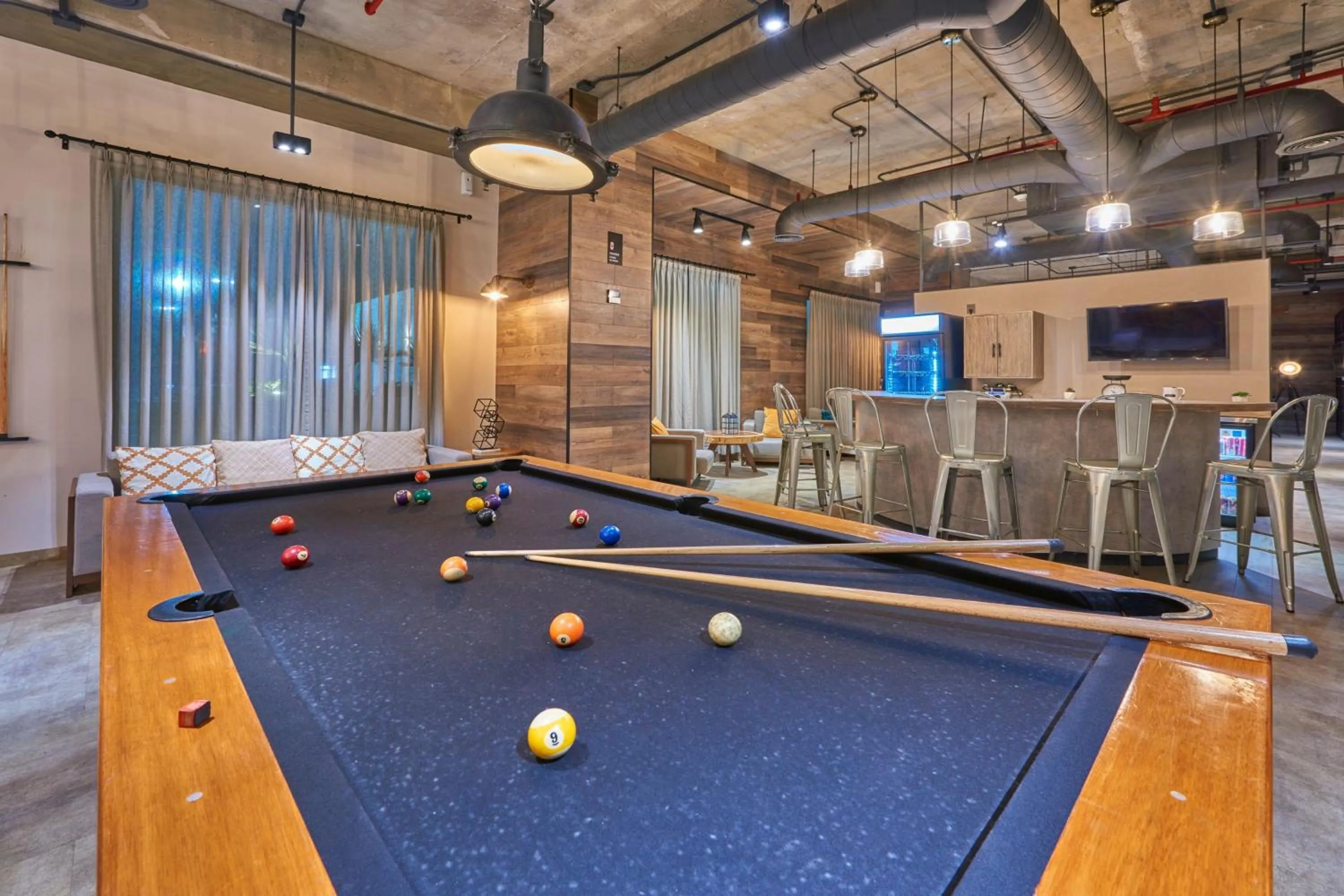 Swimming pool in City Express Plus by Marriott Mexicali