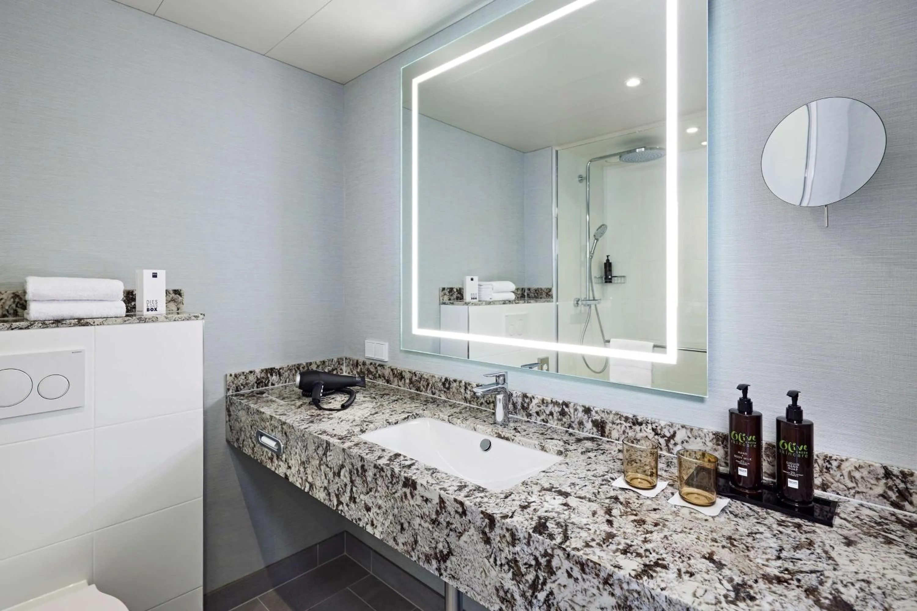 Bathroom in Dorint Hotel Esplanade Jena