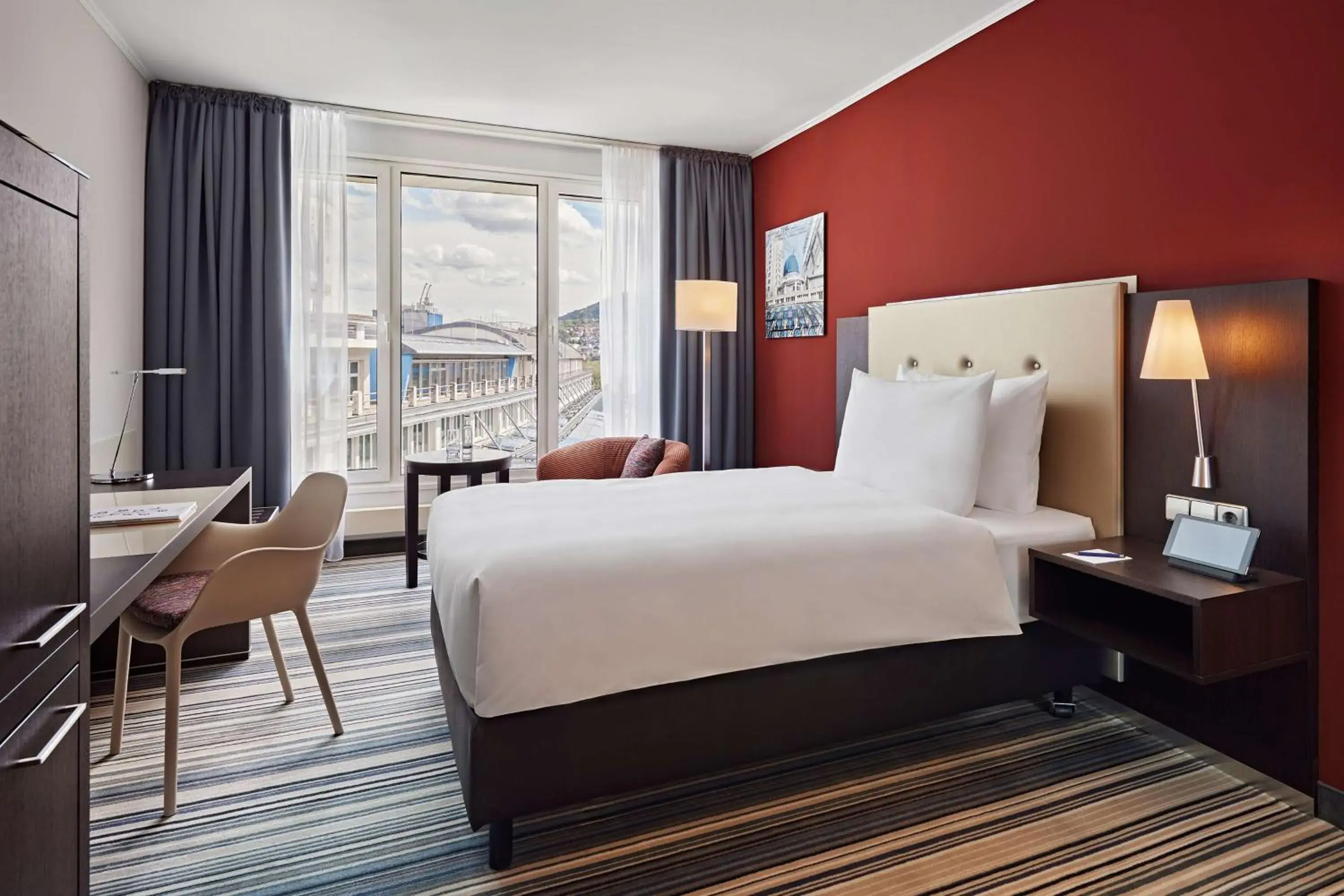 Bedroom, Bed in Dorint Hotel Esplanade Jena Bedroom, Bed in Dorint Hotel Esplanade Jena