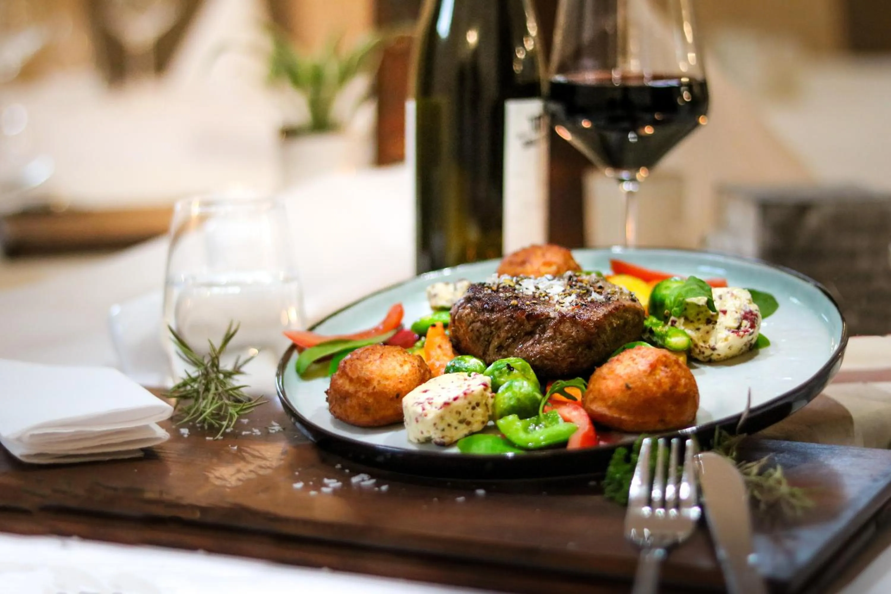 Restaurant/places to eat in Schloss Breitenfeld Hotel & Tagung