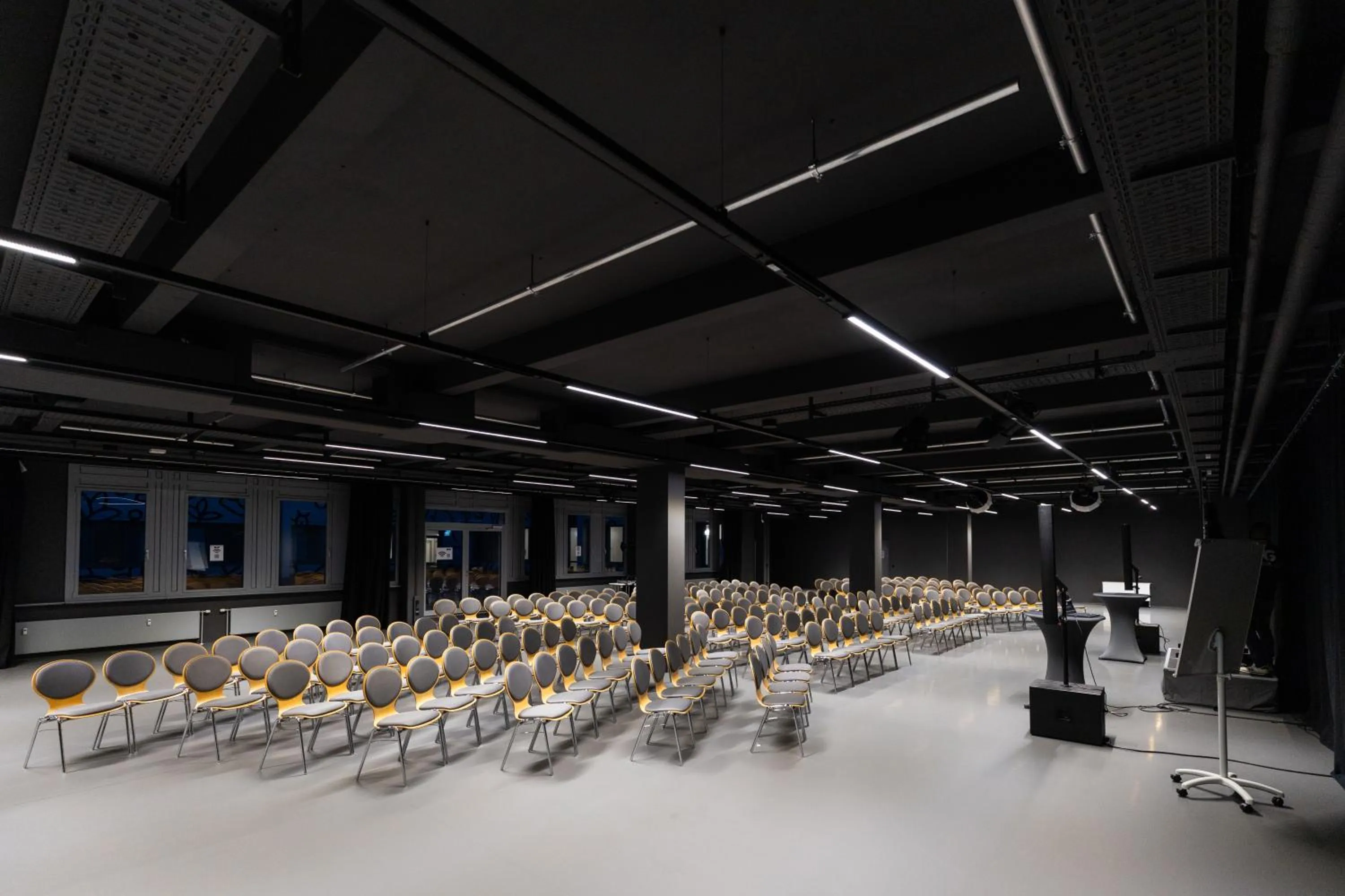 Meeting/conference room in Globana Airport Hotel