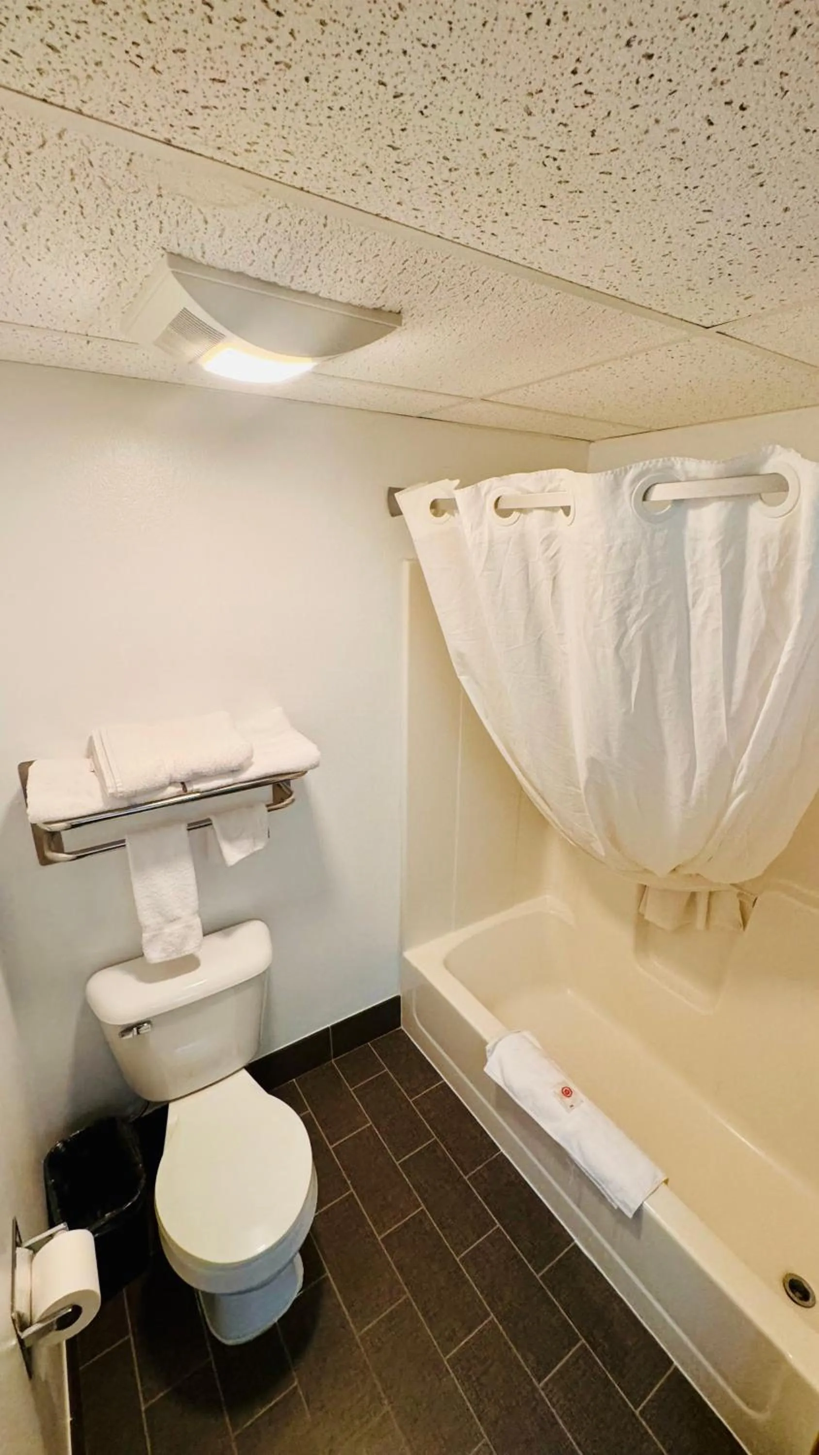 Bathroom in Forest City Inn