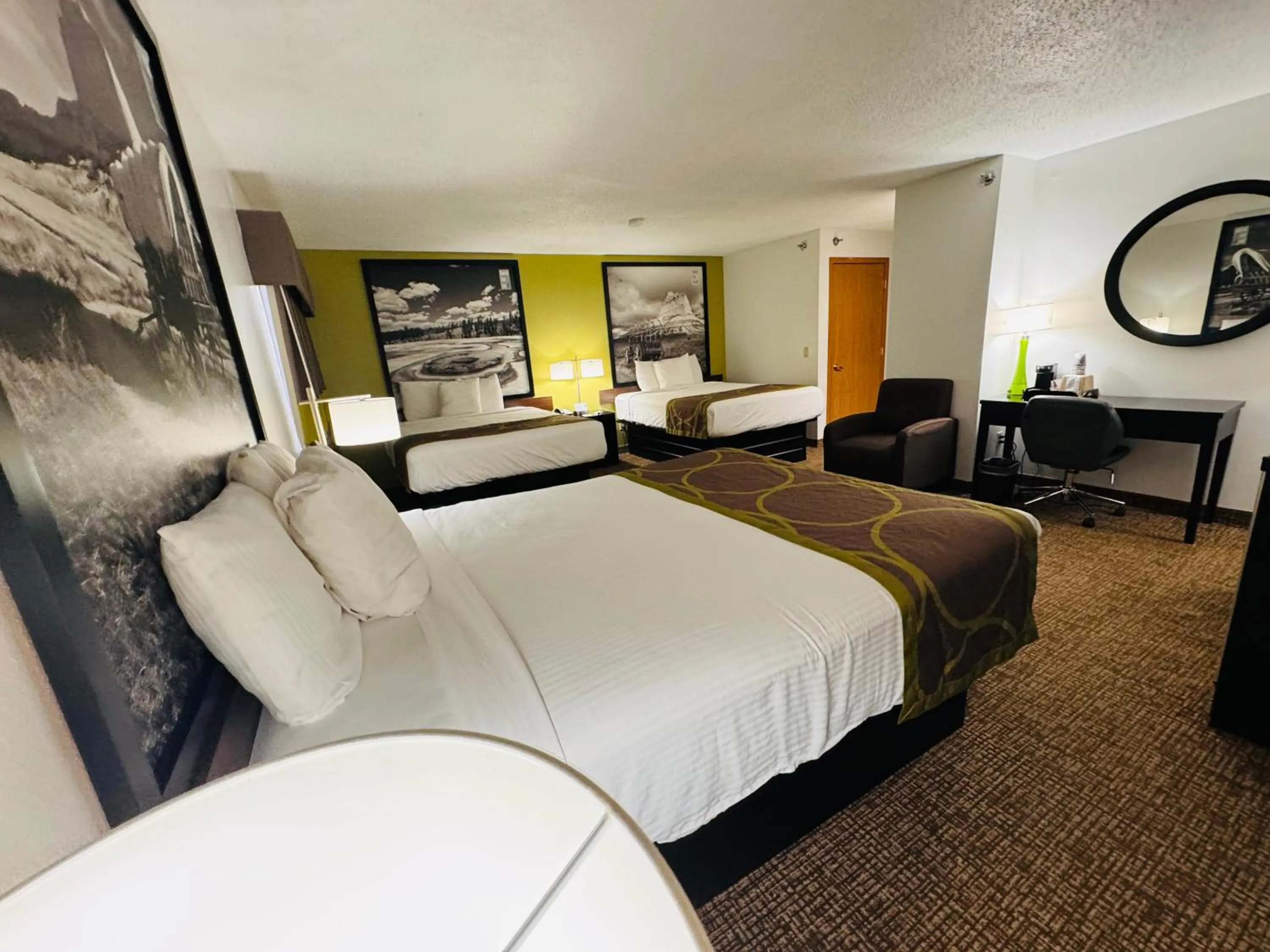 Bed in Forest City Inn