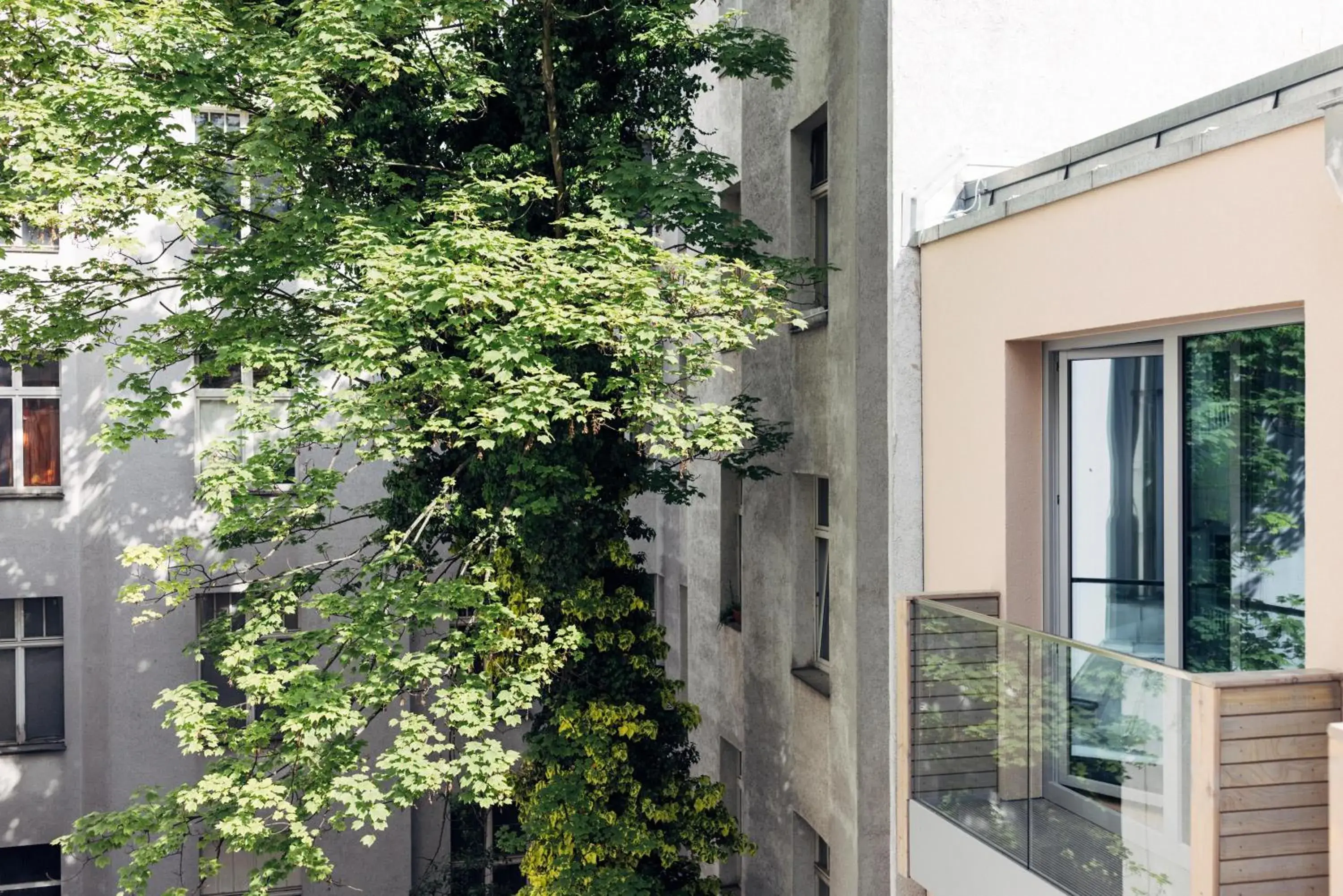 Property building in harry's home Berlin-Moabit hotel & apartments Property building in harry's home Berlin-Moabit hotel & apartments