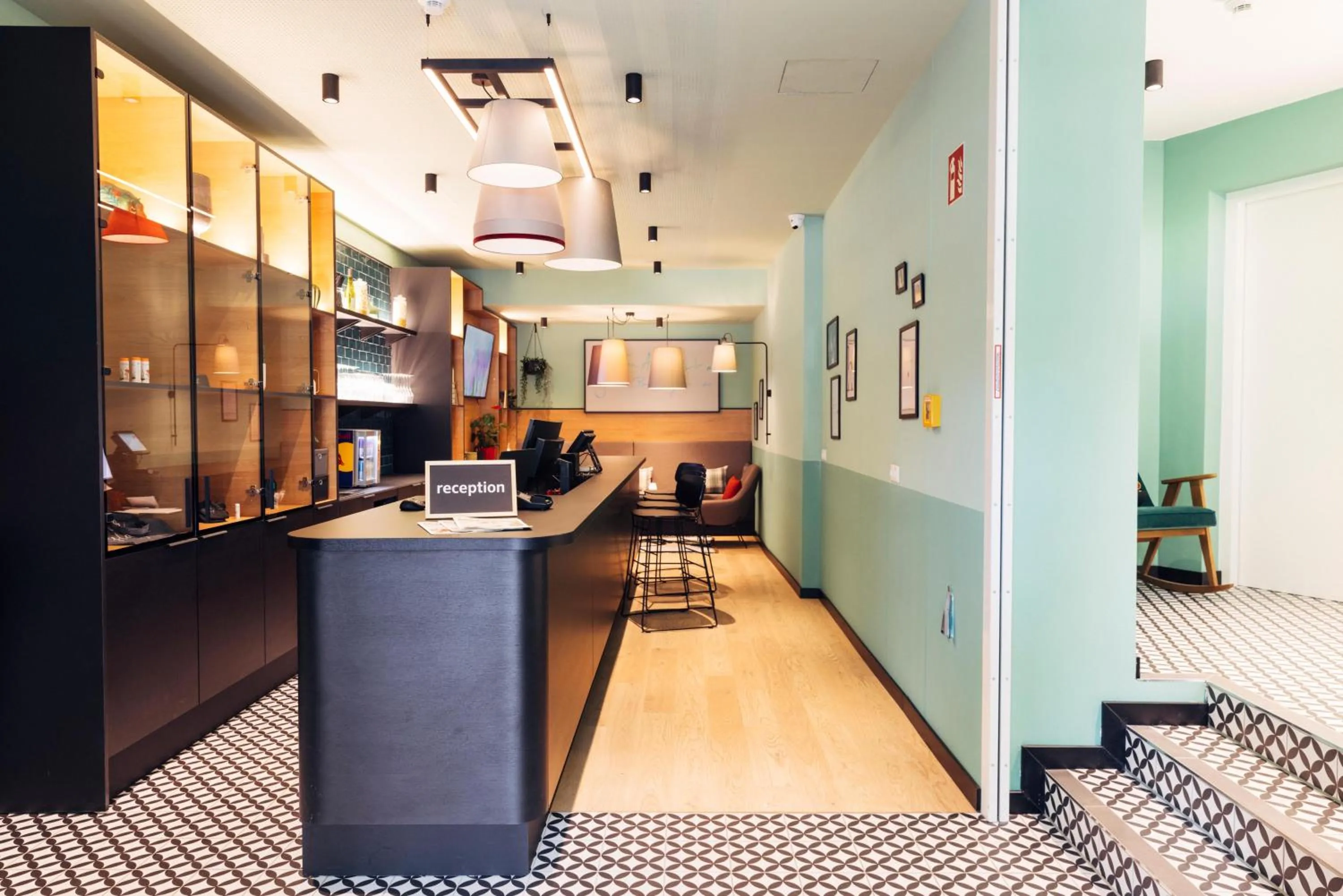 Lobby or reception in harry's home Berlin-Moabit hotel & apartments