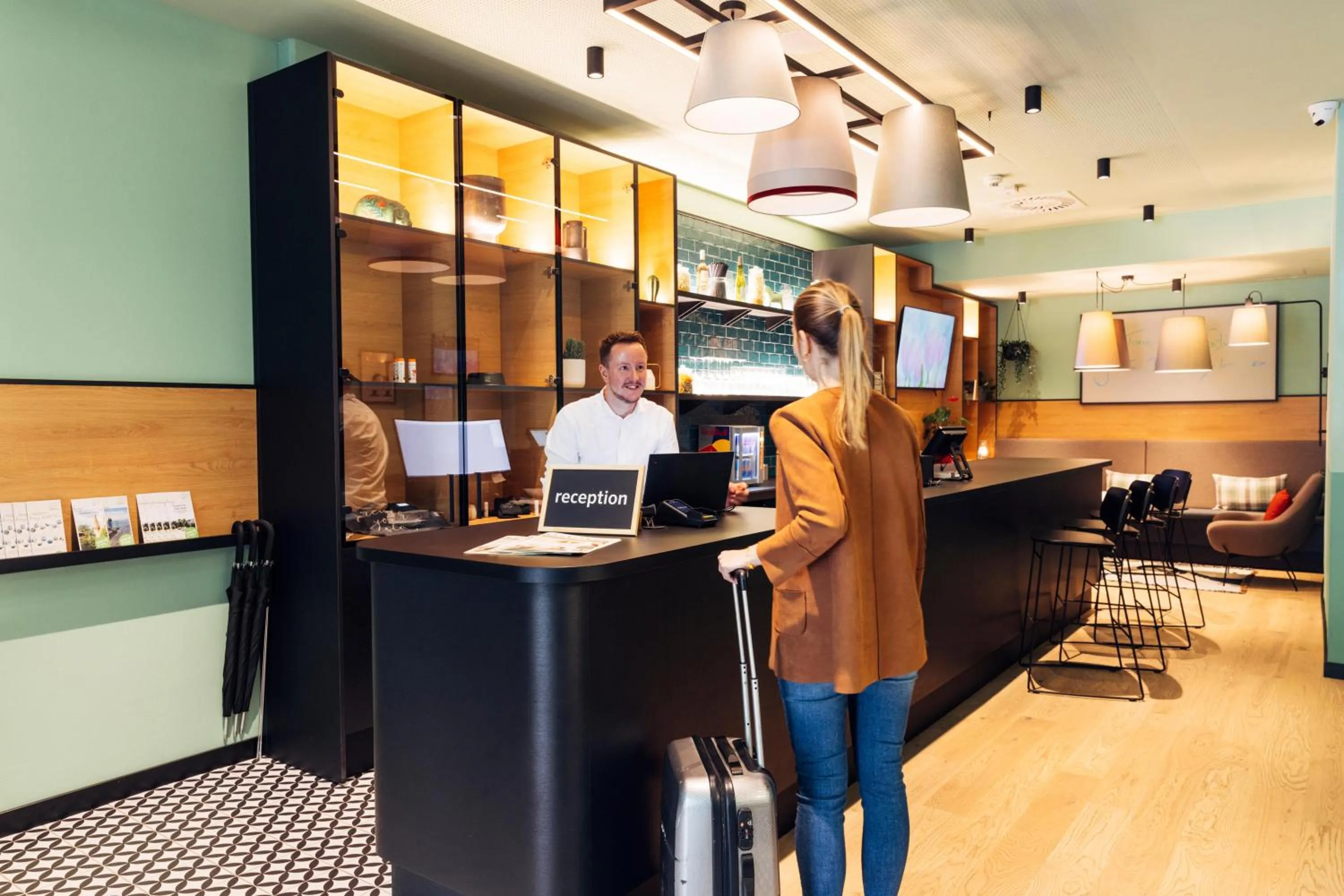 Lobby or reception in harry's home Berlin-Moabit hotel & apartments