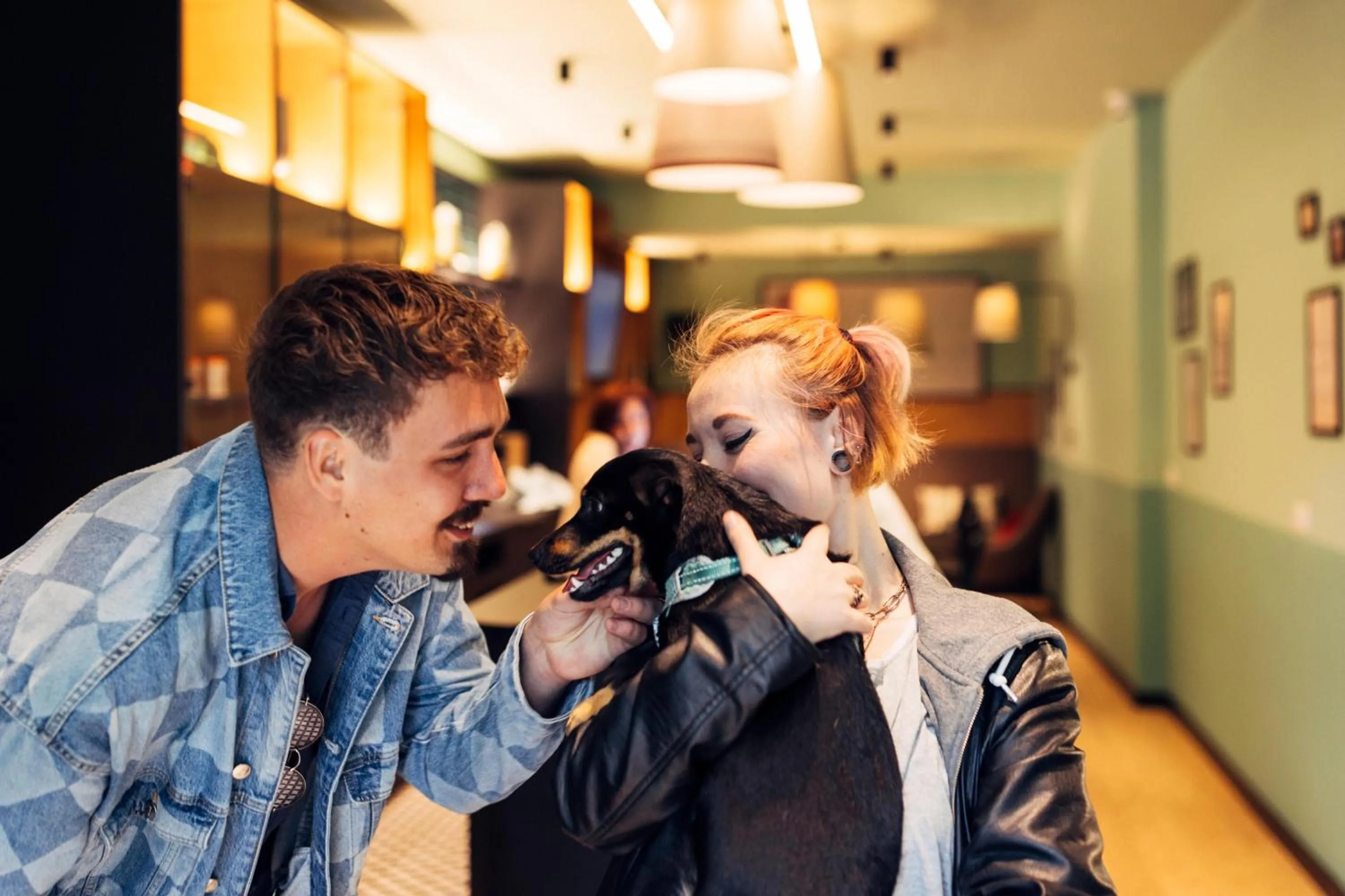 People in harry's home Berlin-Moabit hotel & apartments