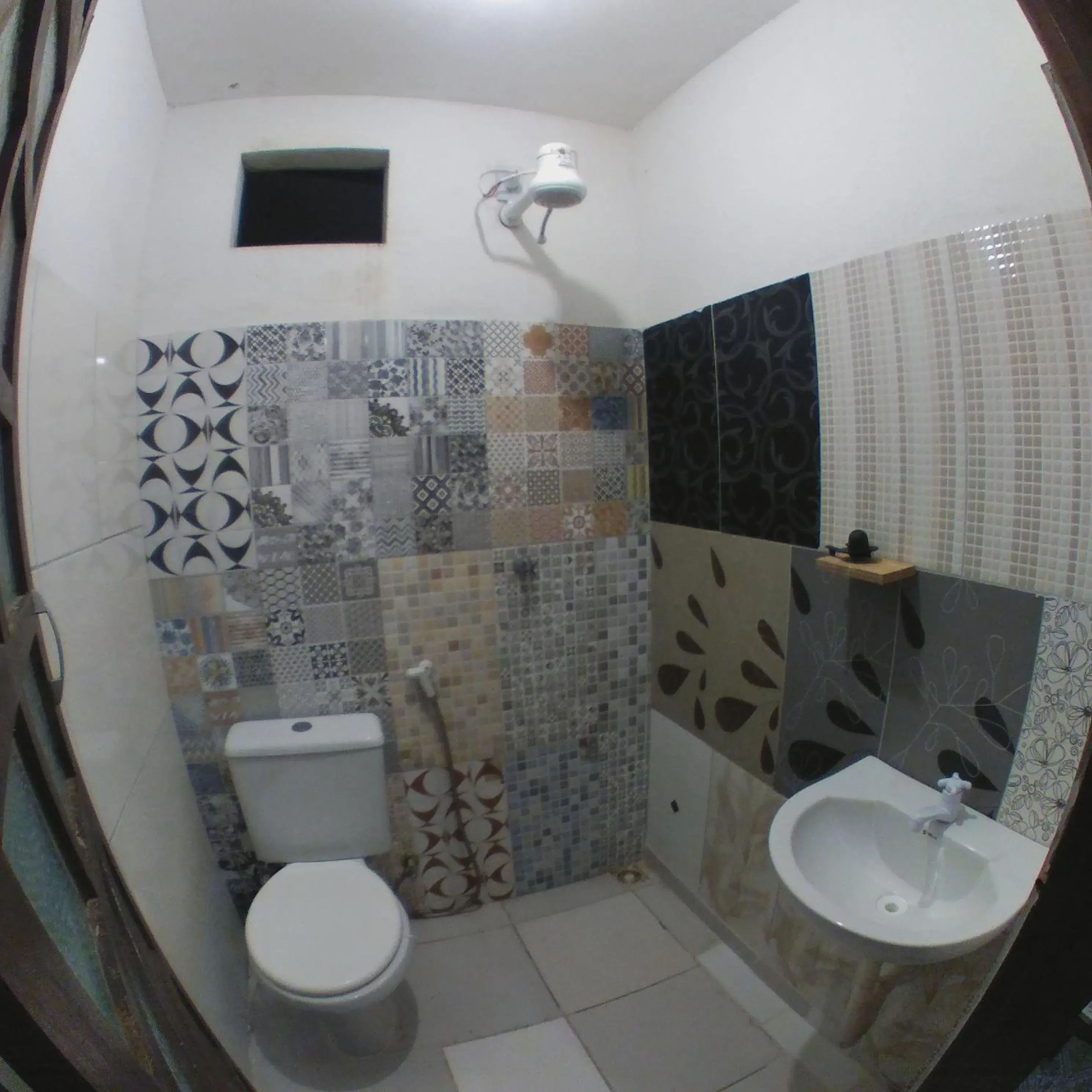 Economy Quadruple Room in Hostel FreeDive Inn Economy Quadruple Room in Hostel FreeDive Inn