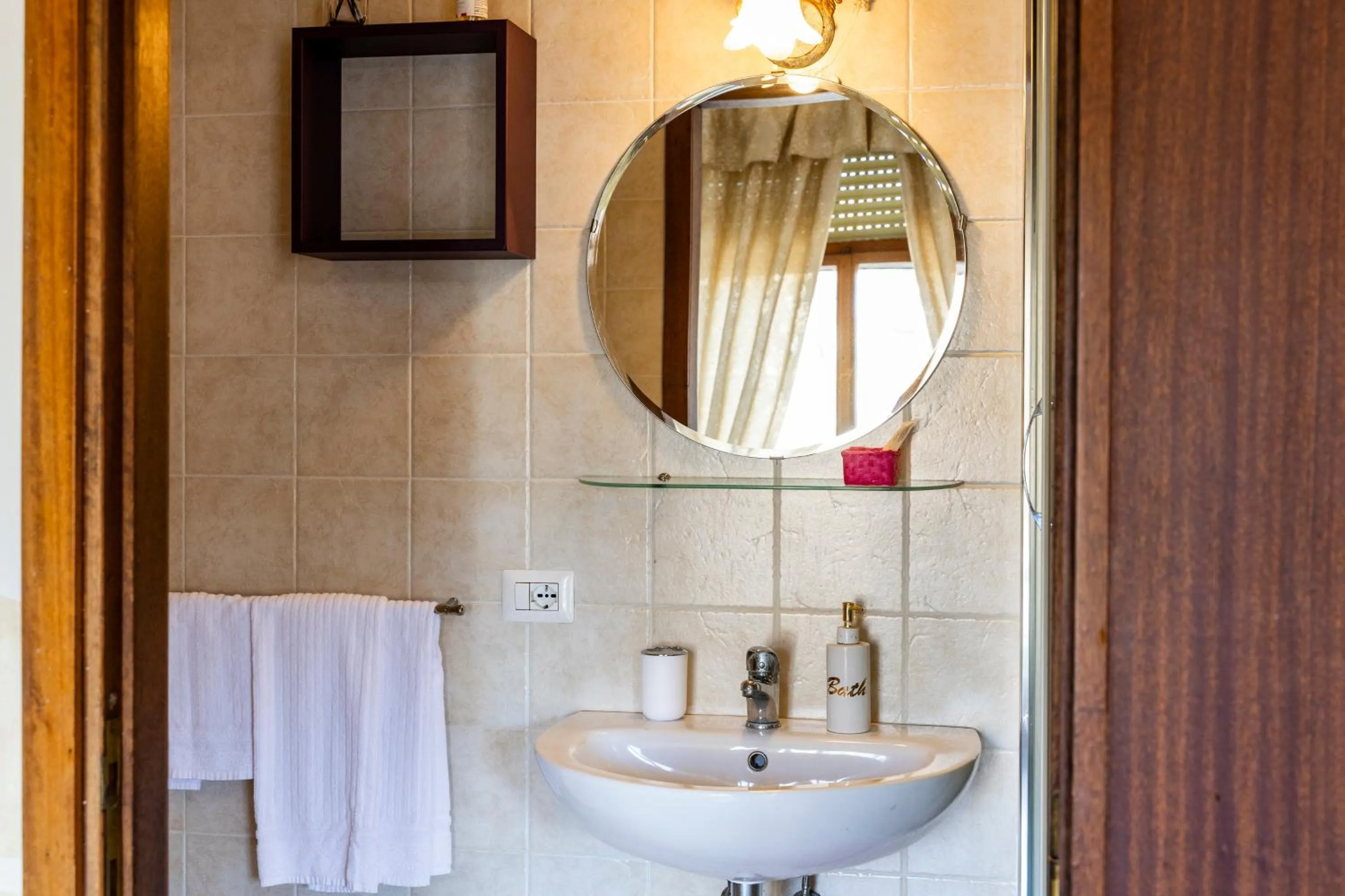 Bathroom in Bed and Breakfast La Stazione Del Vaticano