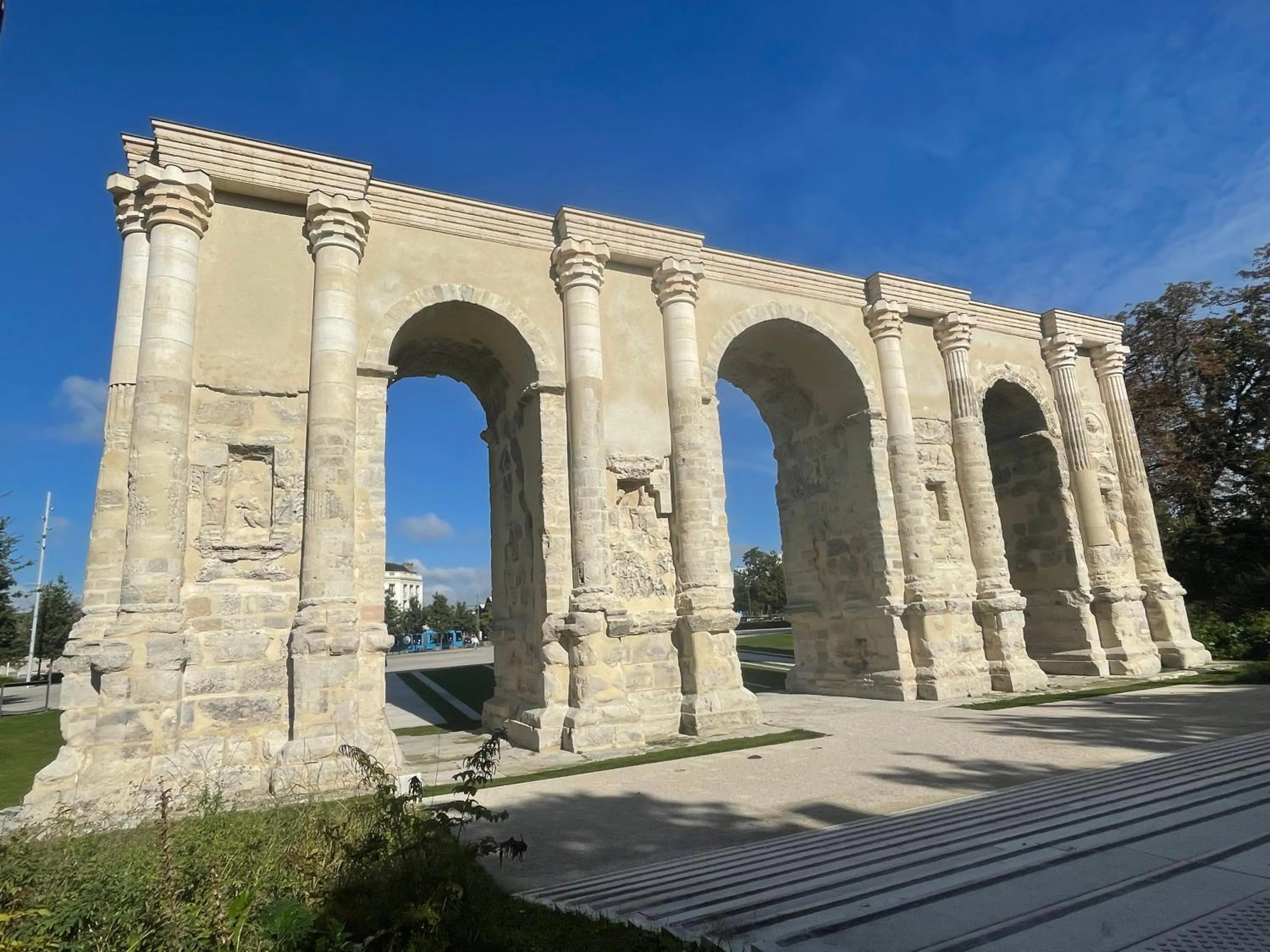 LE NID DES HALLES, au cœur du Boulingrin