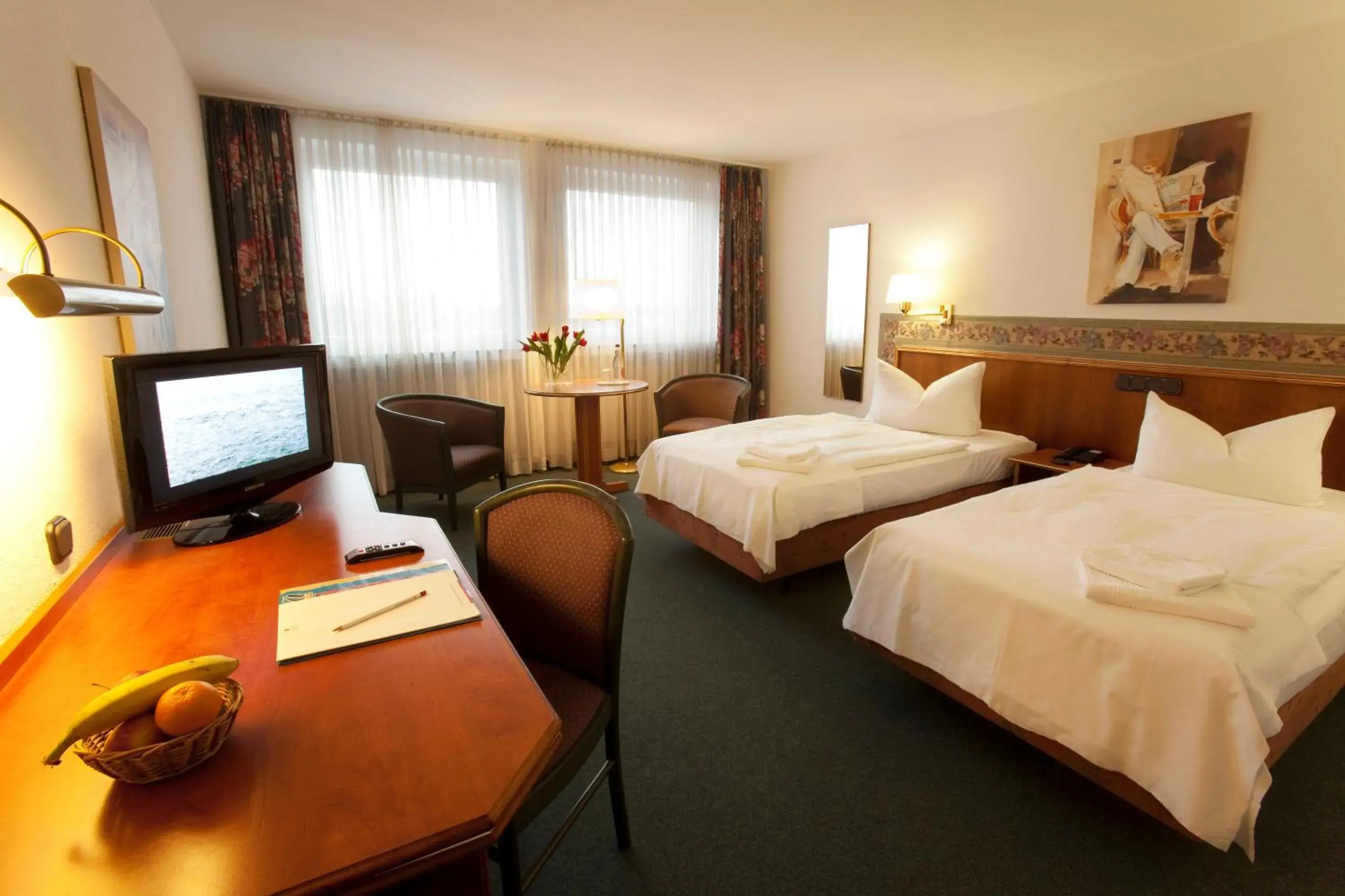 Photo of the whole room in Top Hotel Post Frankfurt Airport