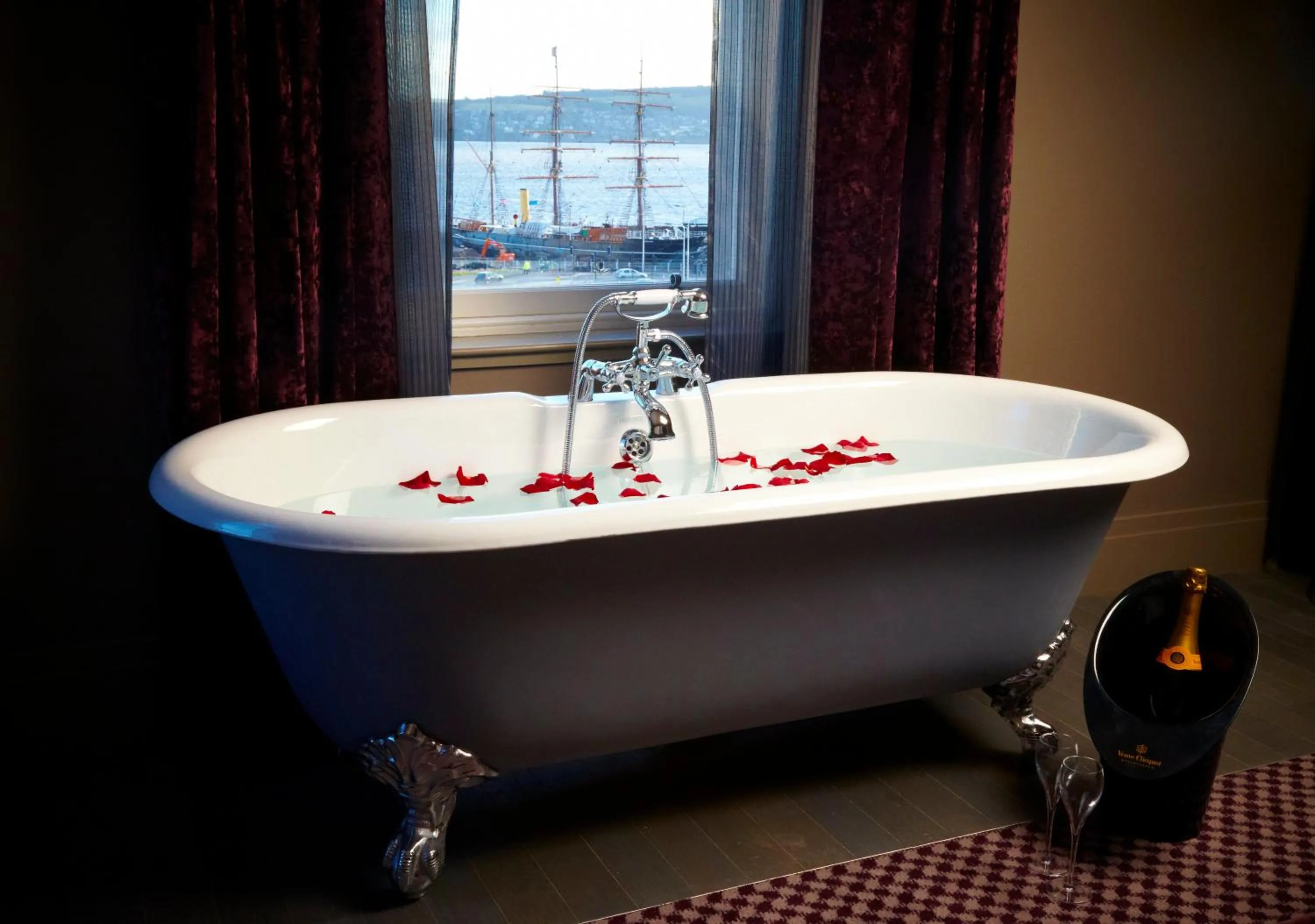 Bathroom in Malmaison Dundee