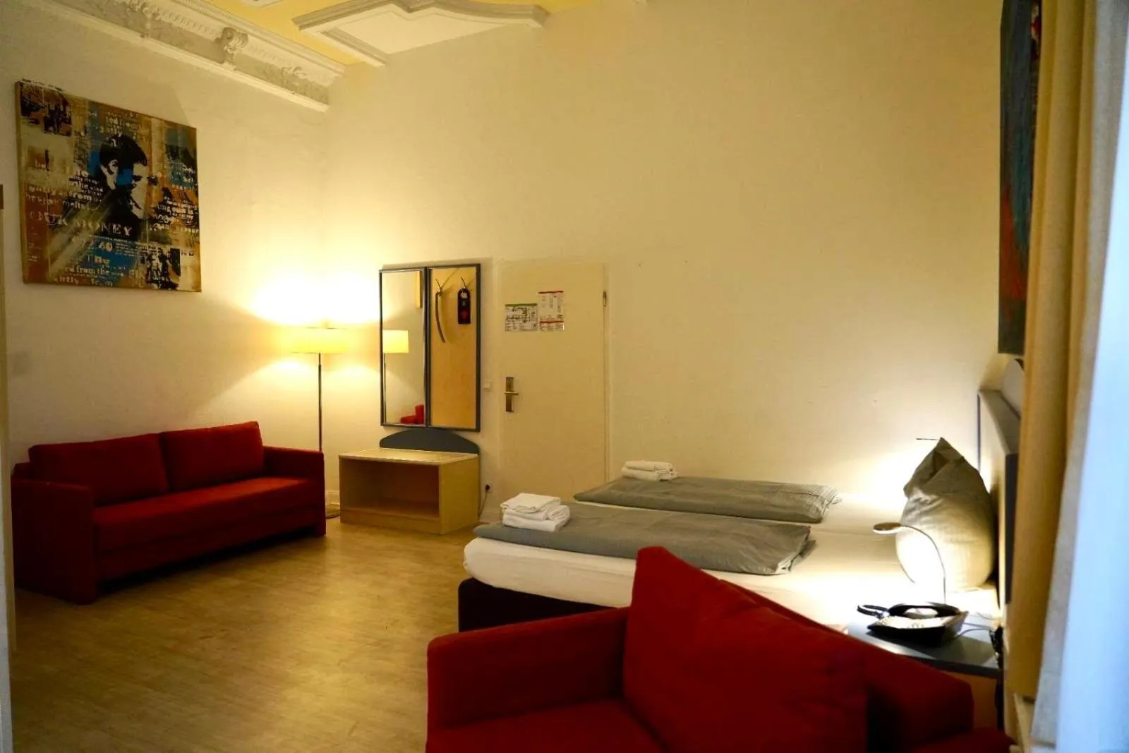 Photo of the whole room, Bed in Hotel Tiergarten Berlin