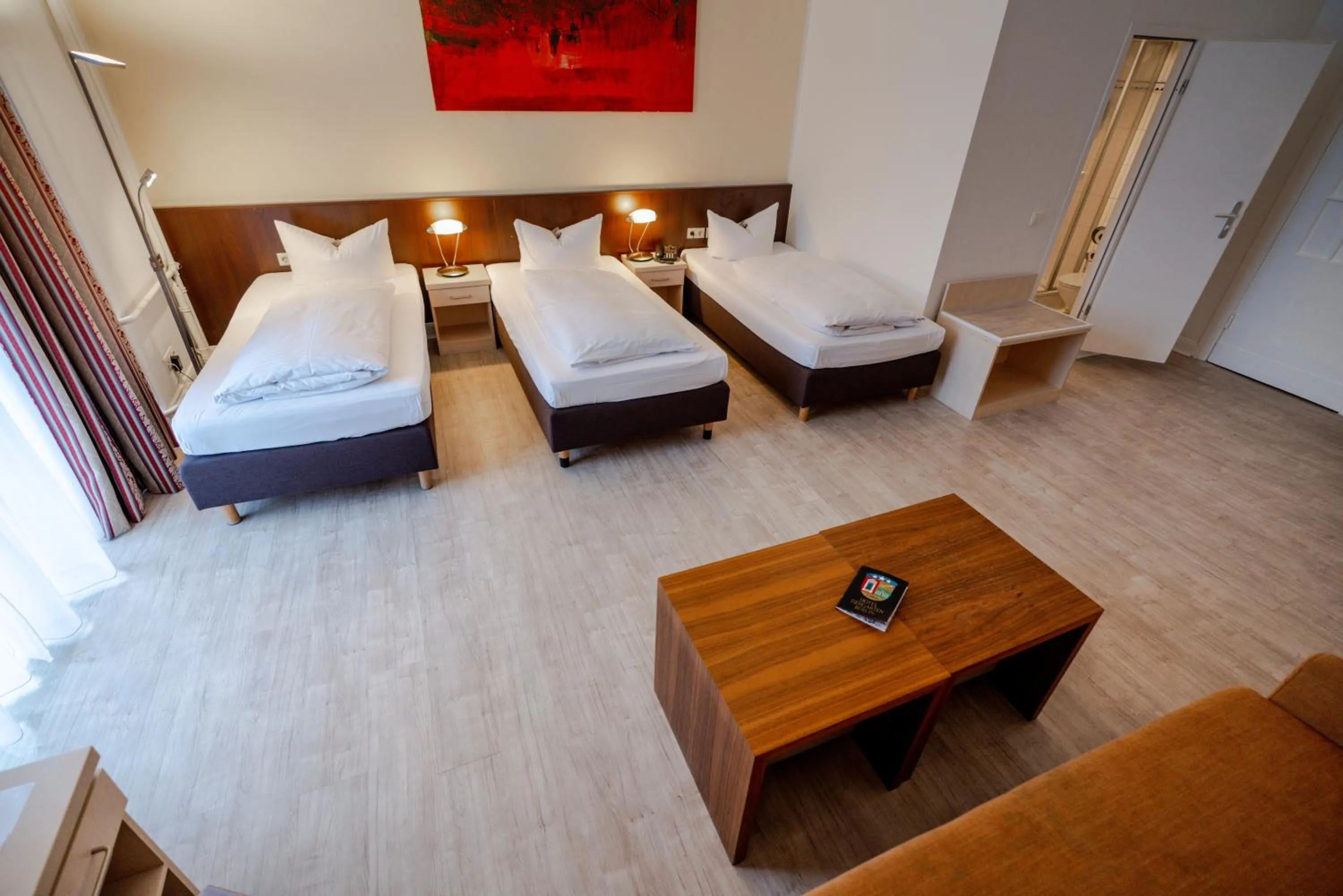 Photo of the whole room, Bed in Hotel Tiergarten Berlin