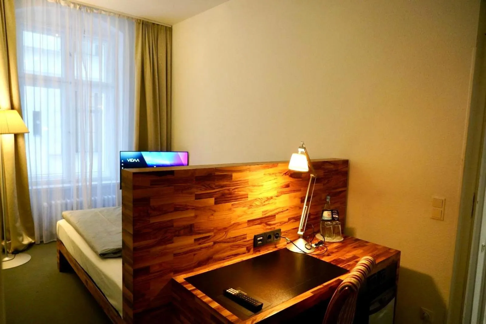 Photo of the whole room, Bed in Hotel Tiergarten Berlin