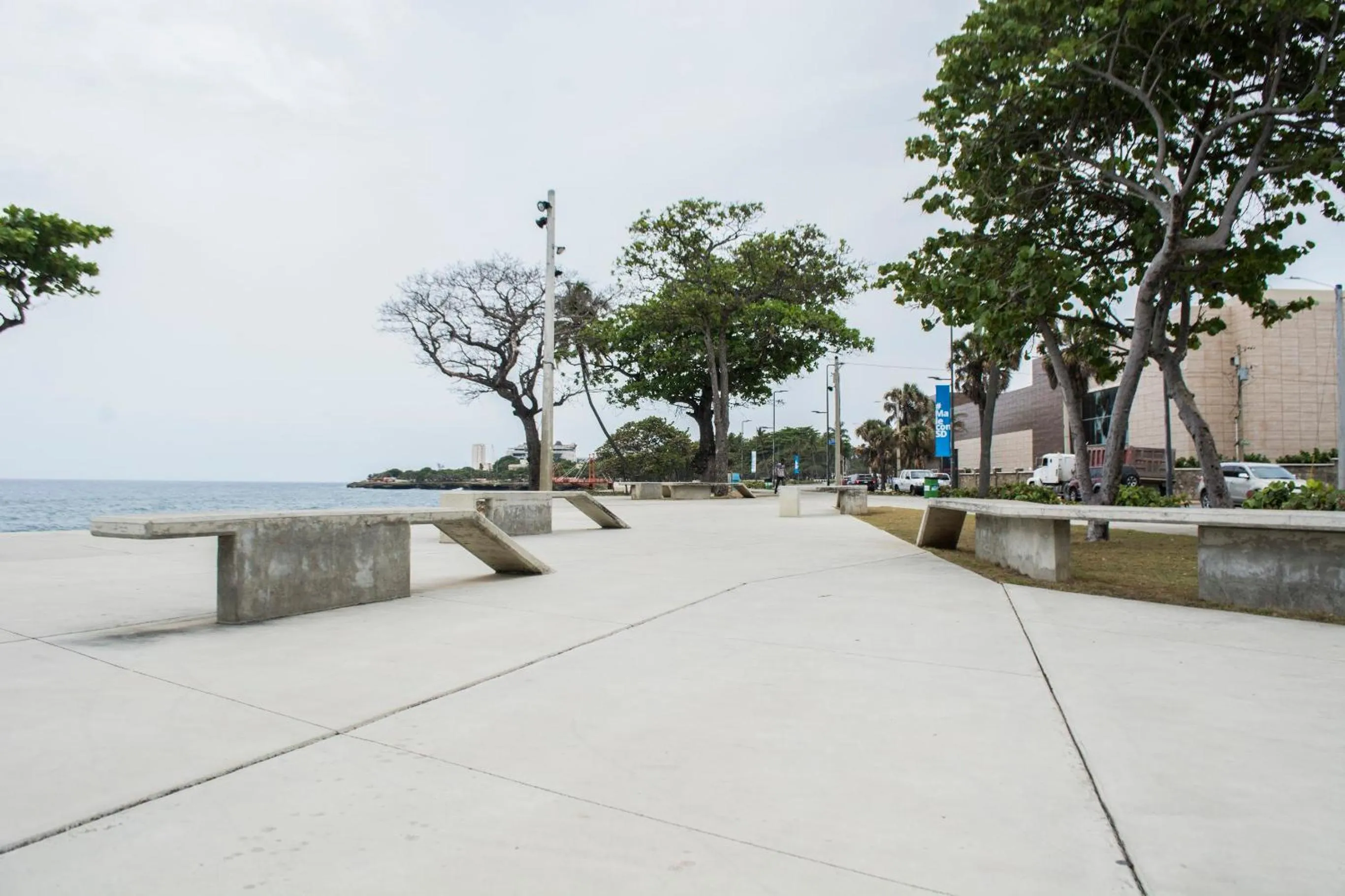 Malecon Premium Rooms & Hotel