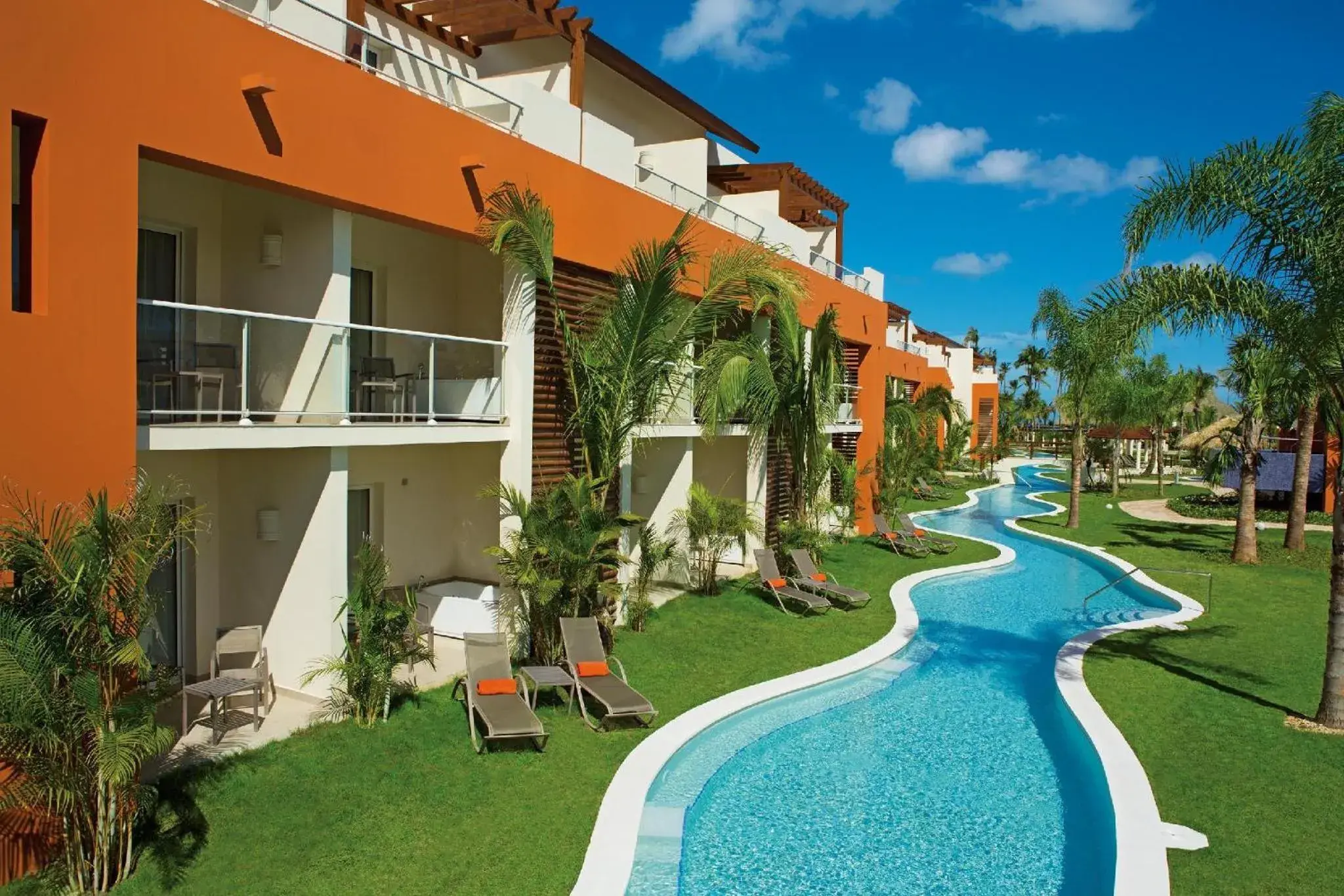 Swimming pool in Breathless Punta Cana Resort & Spa - Adults Only - All Inclusive Swimming pool in Breathless Punta Cana Resort & Spa - Adults Only - All Inclusive