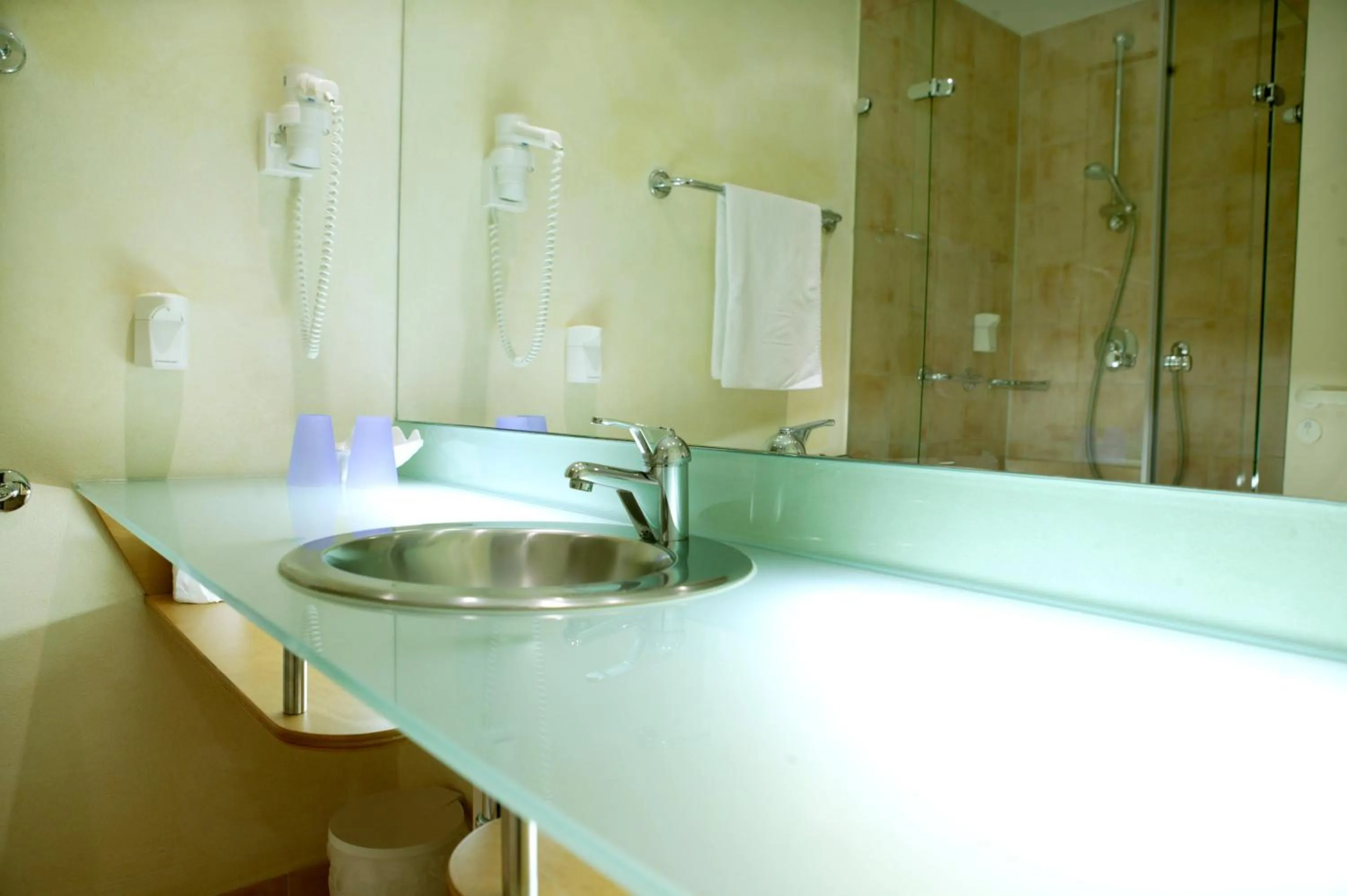 Bathroom in Hotel Watthalden