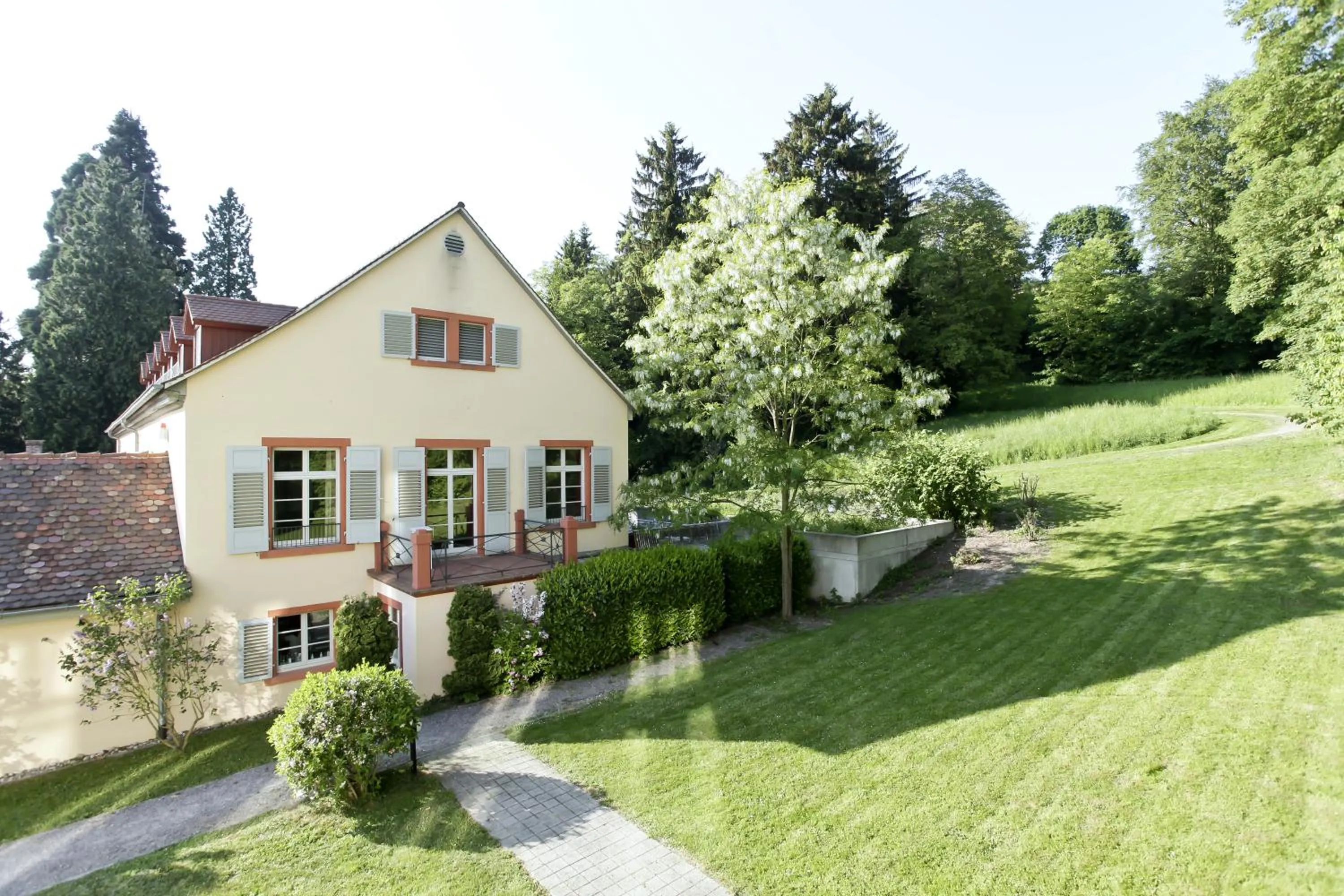 Property building in Hotel Watthalden