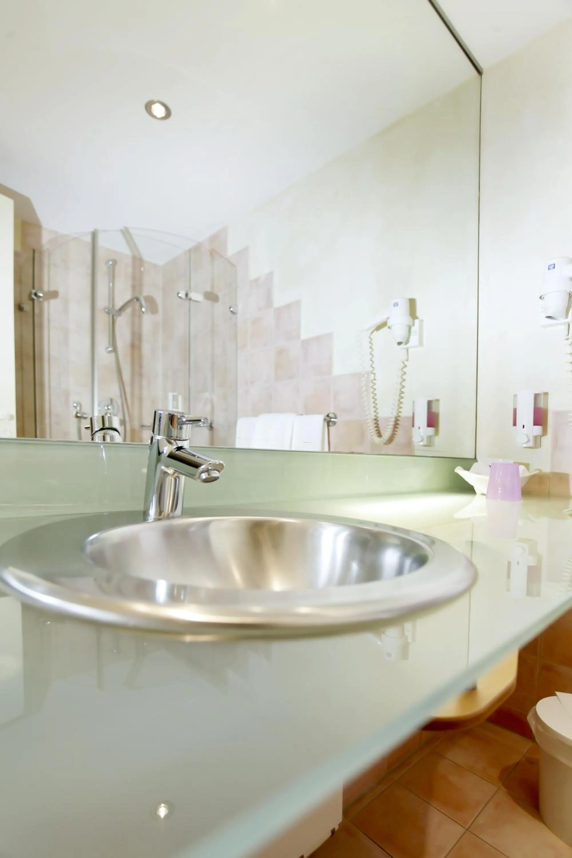 Bathroom in Hotel Watthalden