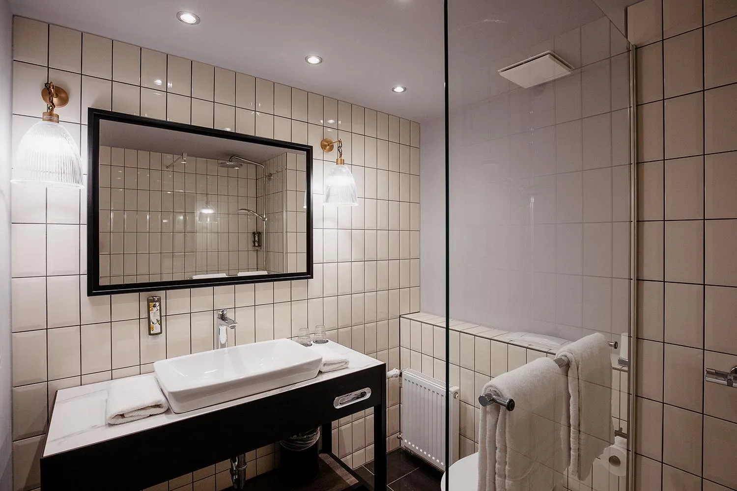 Shower in Hotel Berlin, Berlin, a member of Radisson Individuals