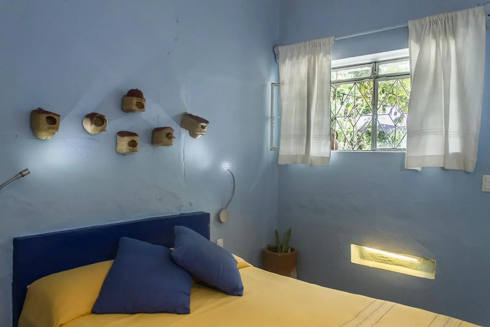 Quadruple Room with Private Bathroom in Casa de Don Pablo Hostel Quadruple Room with Private Bathroom in Casa de Don Pablo Hostel