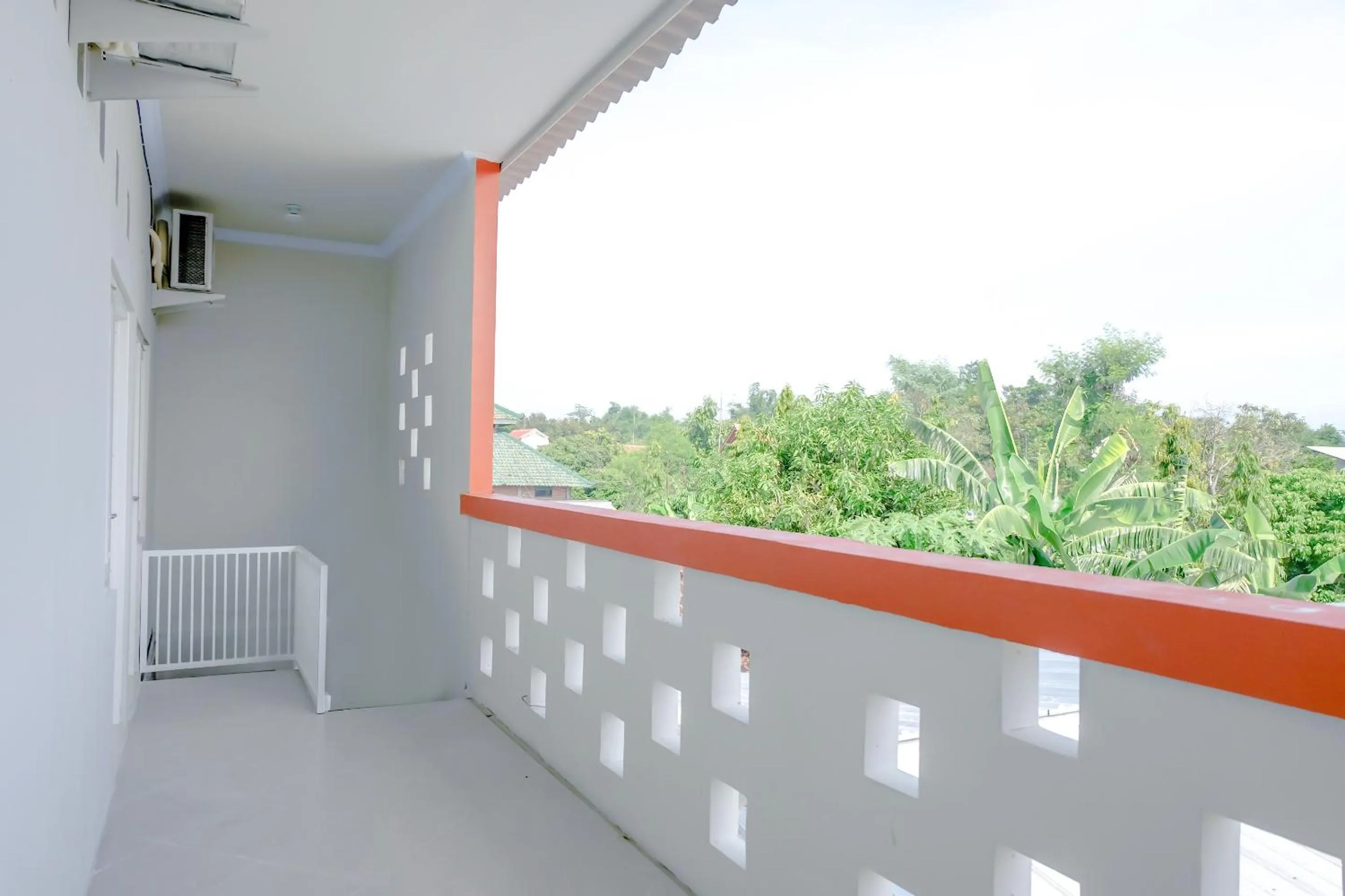 Balcony/Terrace in Omah Pandhoek Family Syariah by Stayku