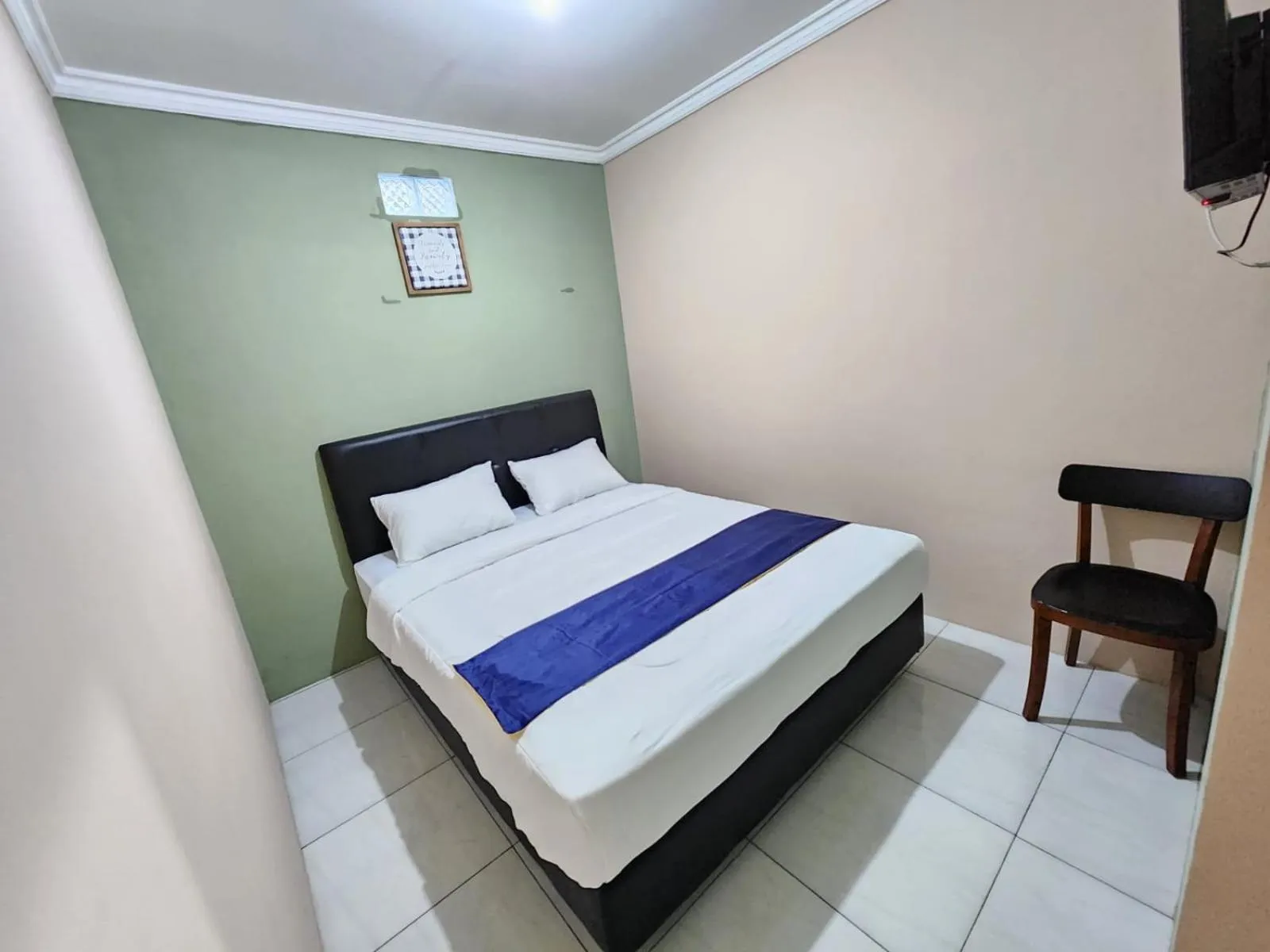 Bed in Omah Pandhoek Family Syariah by Stayku