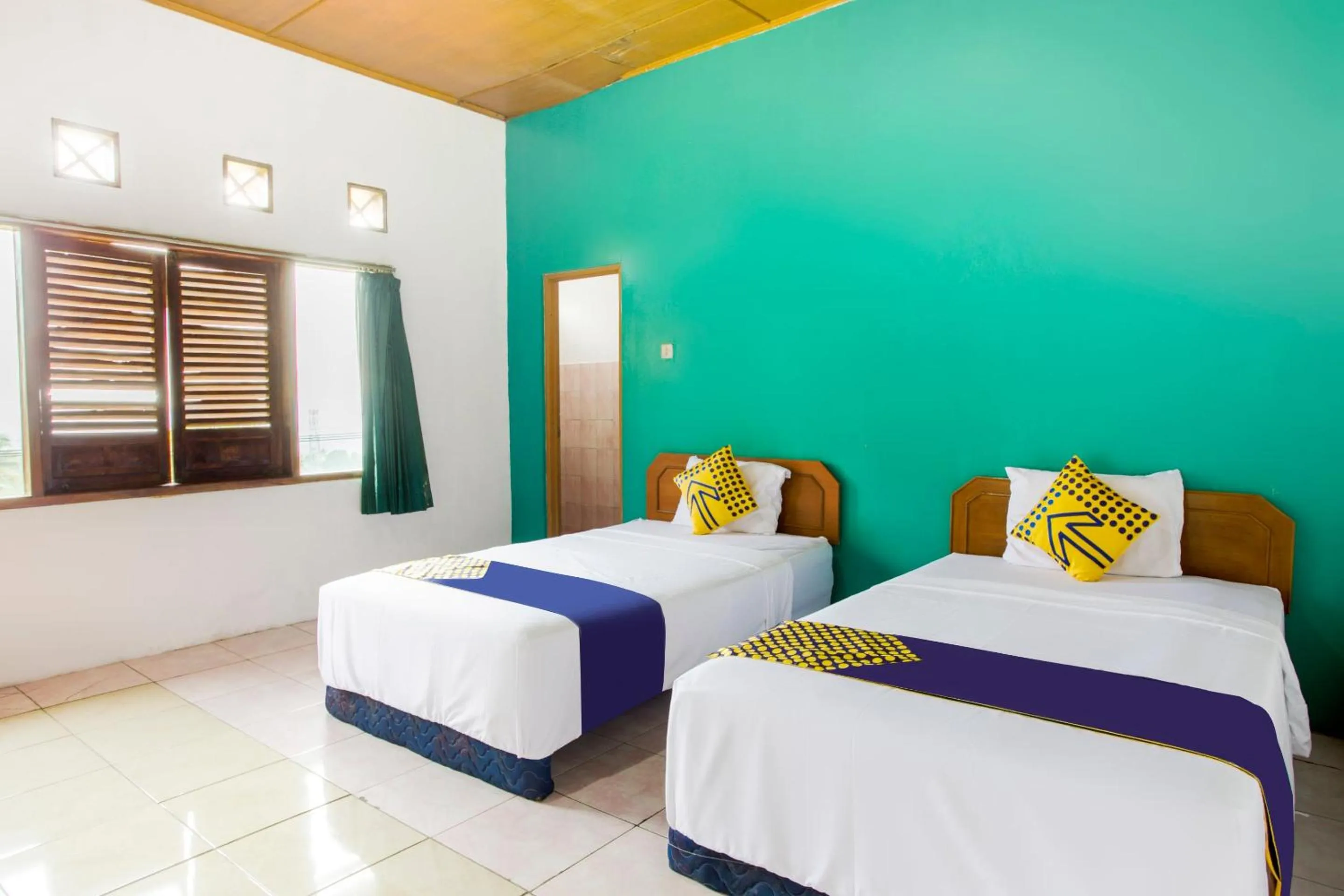 Bedroom, Bed in Hotel O Karya Nunggal Asri