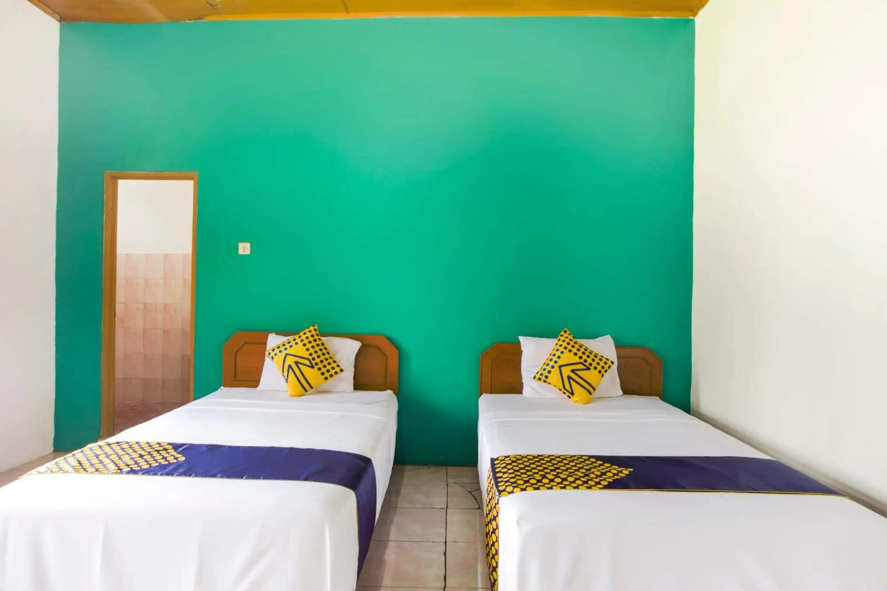 Bedroom, Bed in Hotel O Karya Nunggal Asri Bedroom, Bed in Hotel O Karya Nunggal Asri