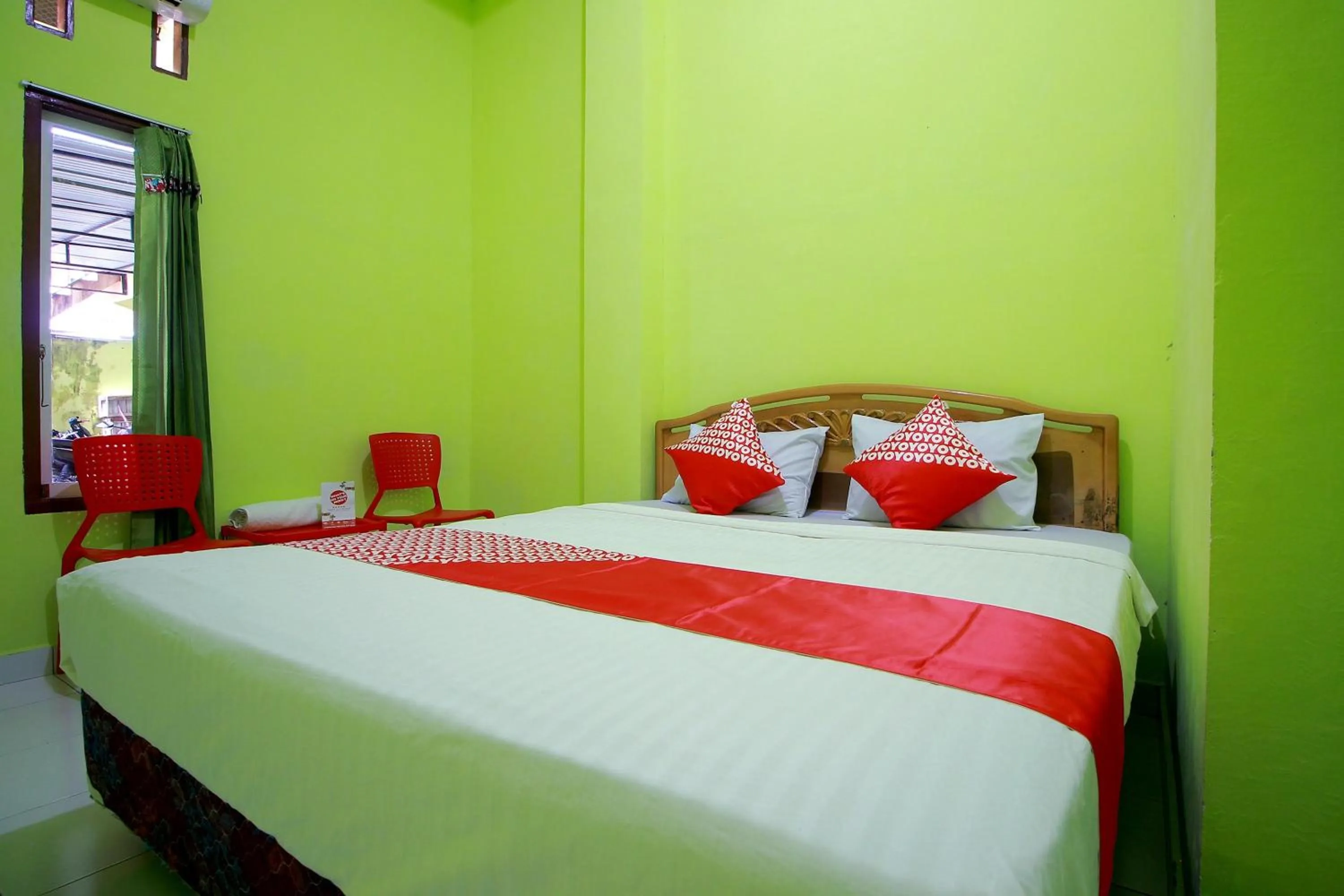 Bedroom, Bed in RedDoorz near Jalan Sejahtera Lubuk Linggau