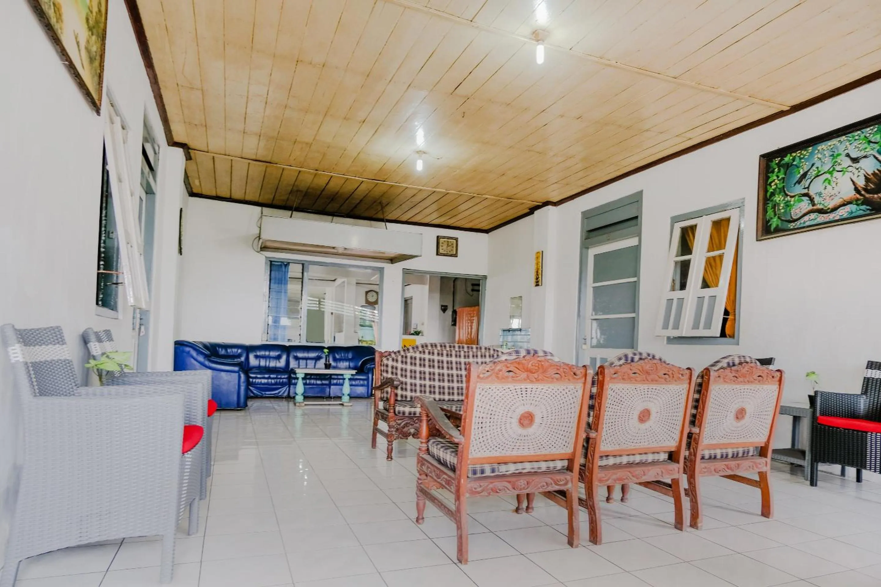 Lobby or reception in OYO Life 2638 Hotel Raya