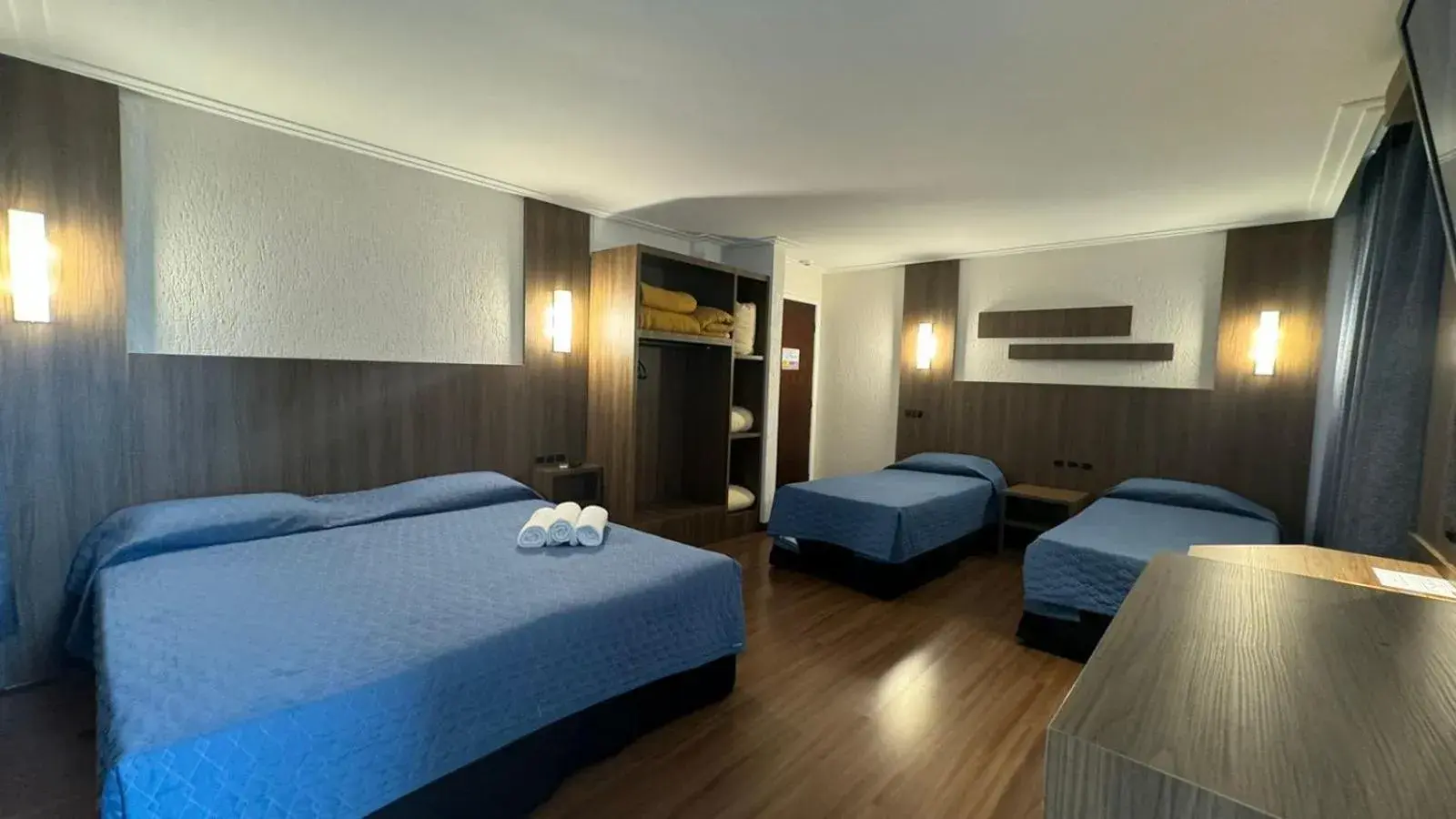 View (from property/room), Bed in Afford Hotéis View (from property/room), Bed in Afford Hotéis