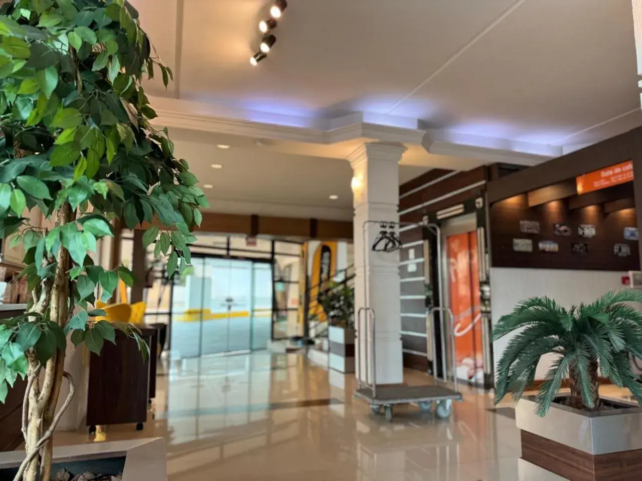 Property building in Afford Hotéis Property building in Afford Hotéis