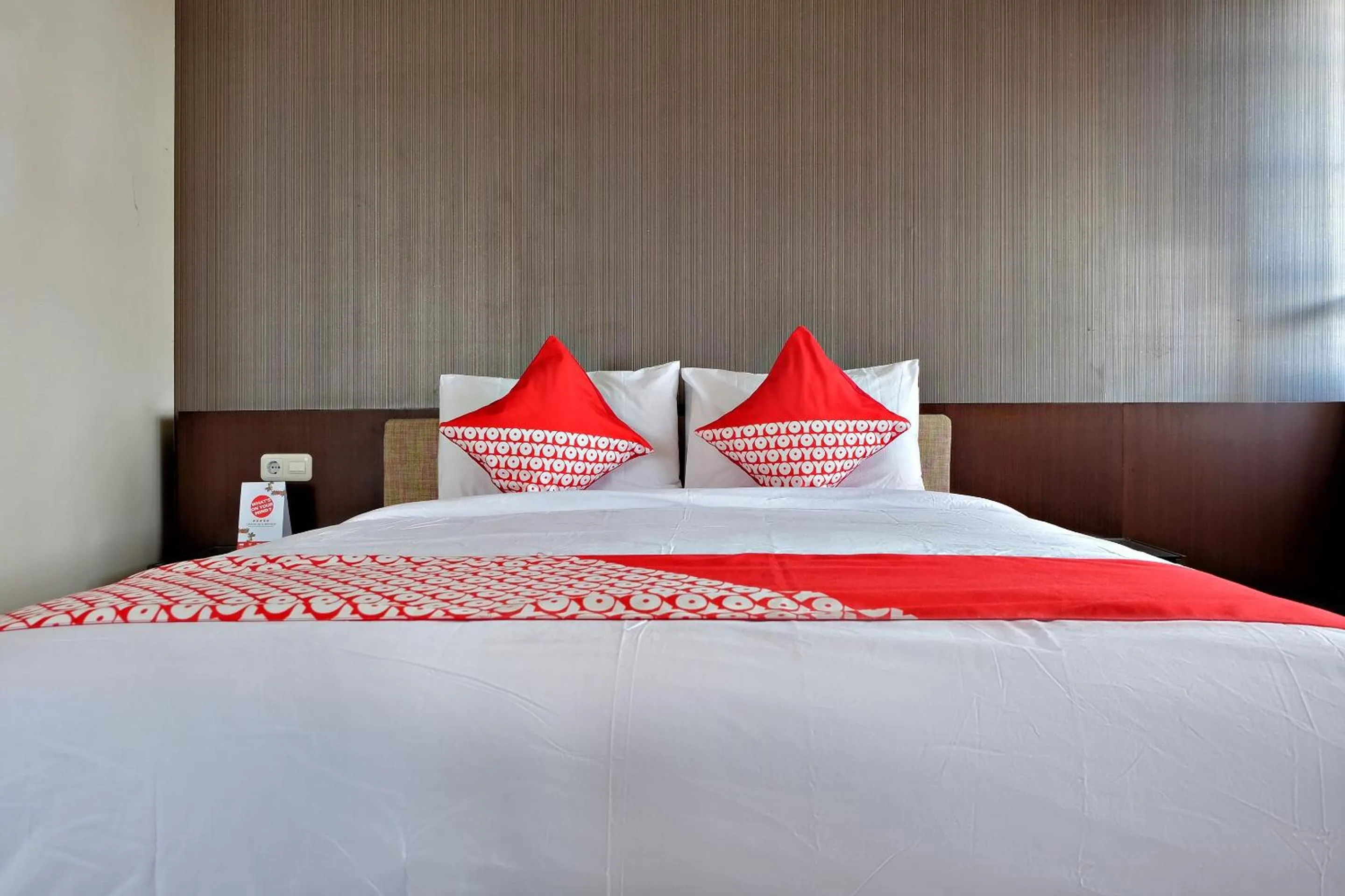 Bedroom, Bed in OYO 2691 Asoka Residence