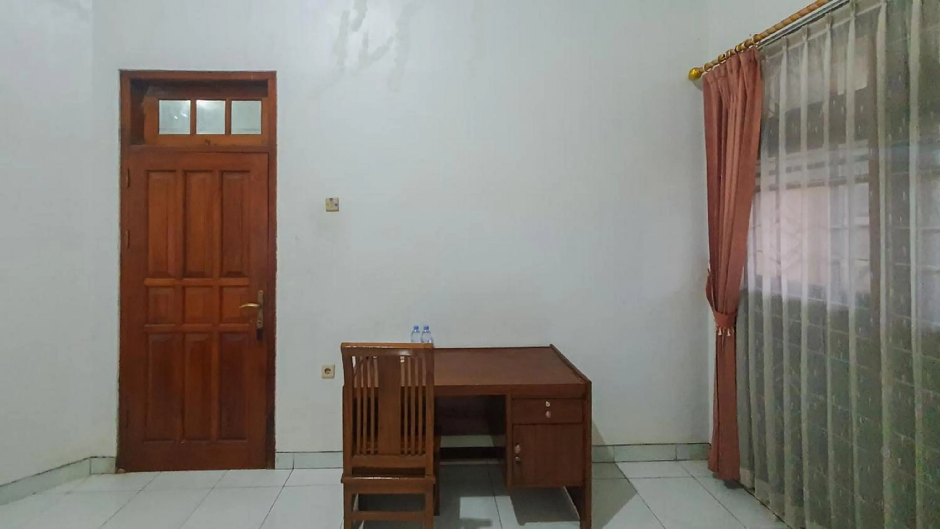 hair dresser in Villa Pakis Residence Banyuwangi