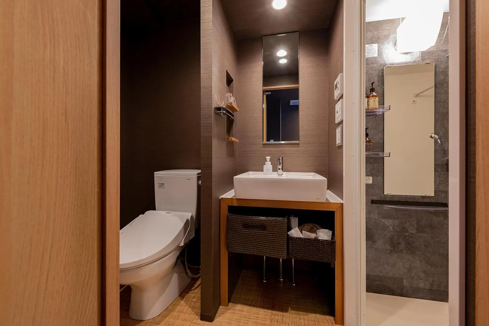 Shower in Stay SAKURA Tokyo Asakusa Edo no Mai