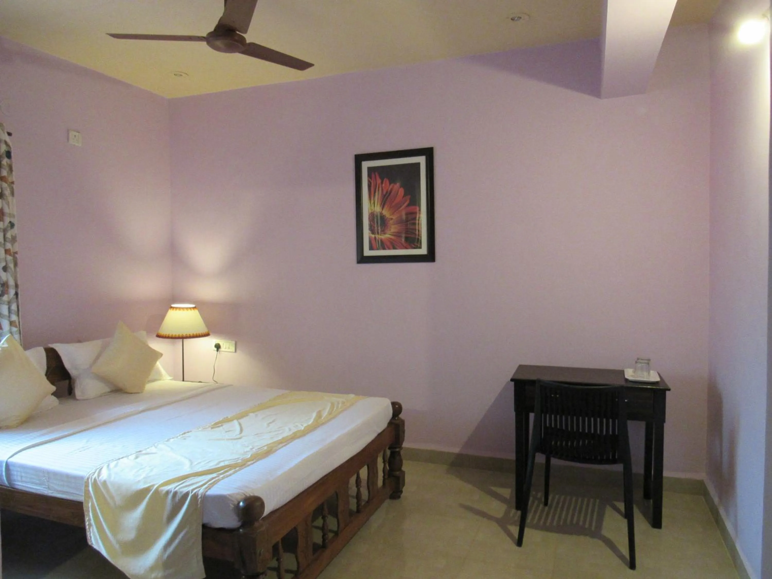 Photo of the whole room, Bed in TGF Dream Guest House