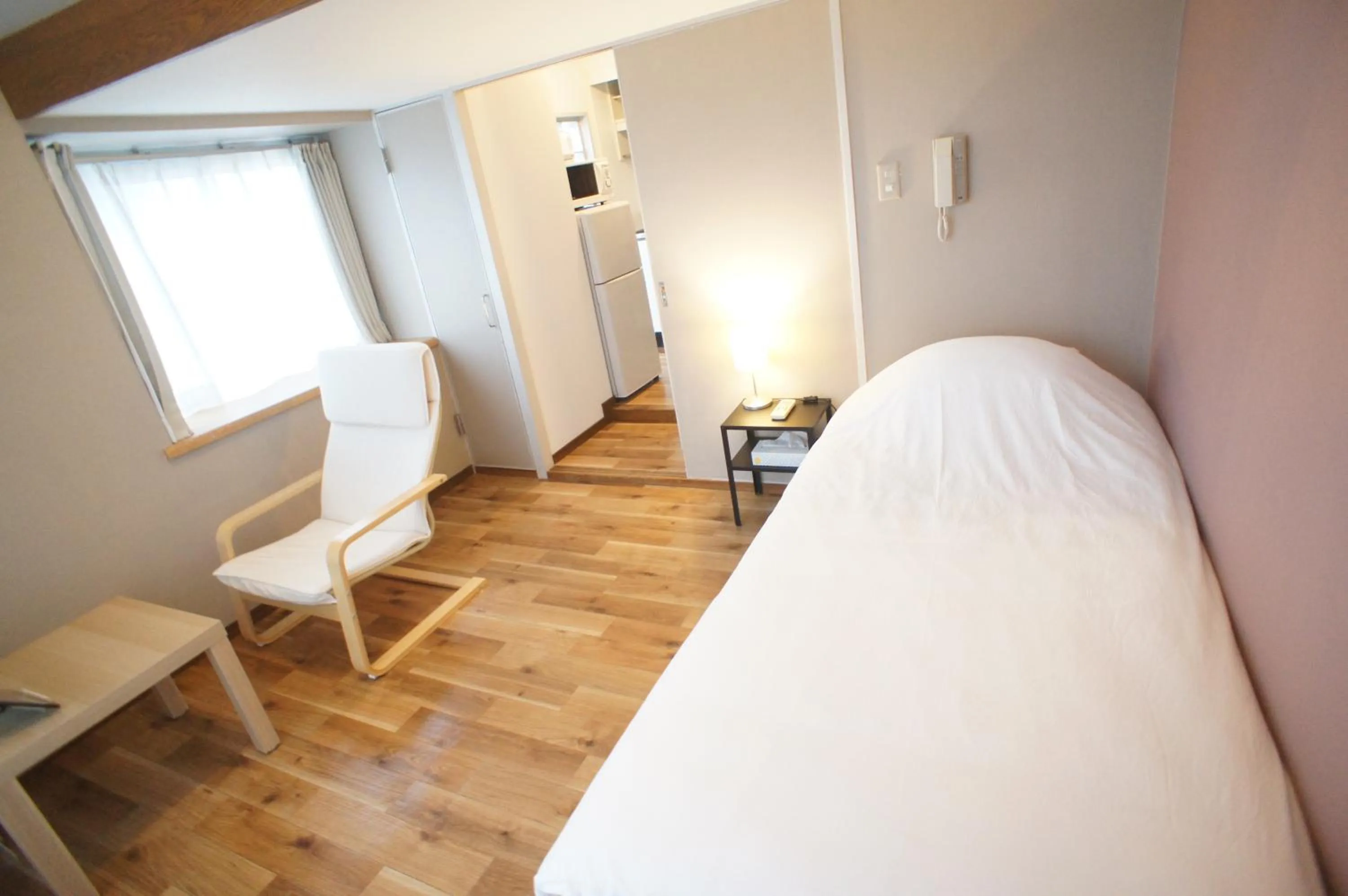 Bed in Plusone Nishikoen