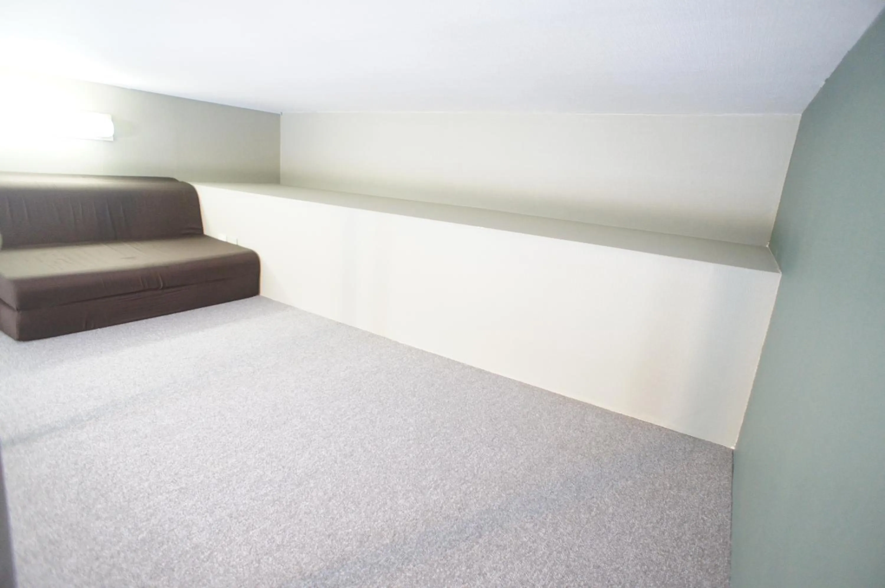 Bed in Plusone Nishikoen