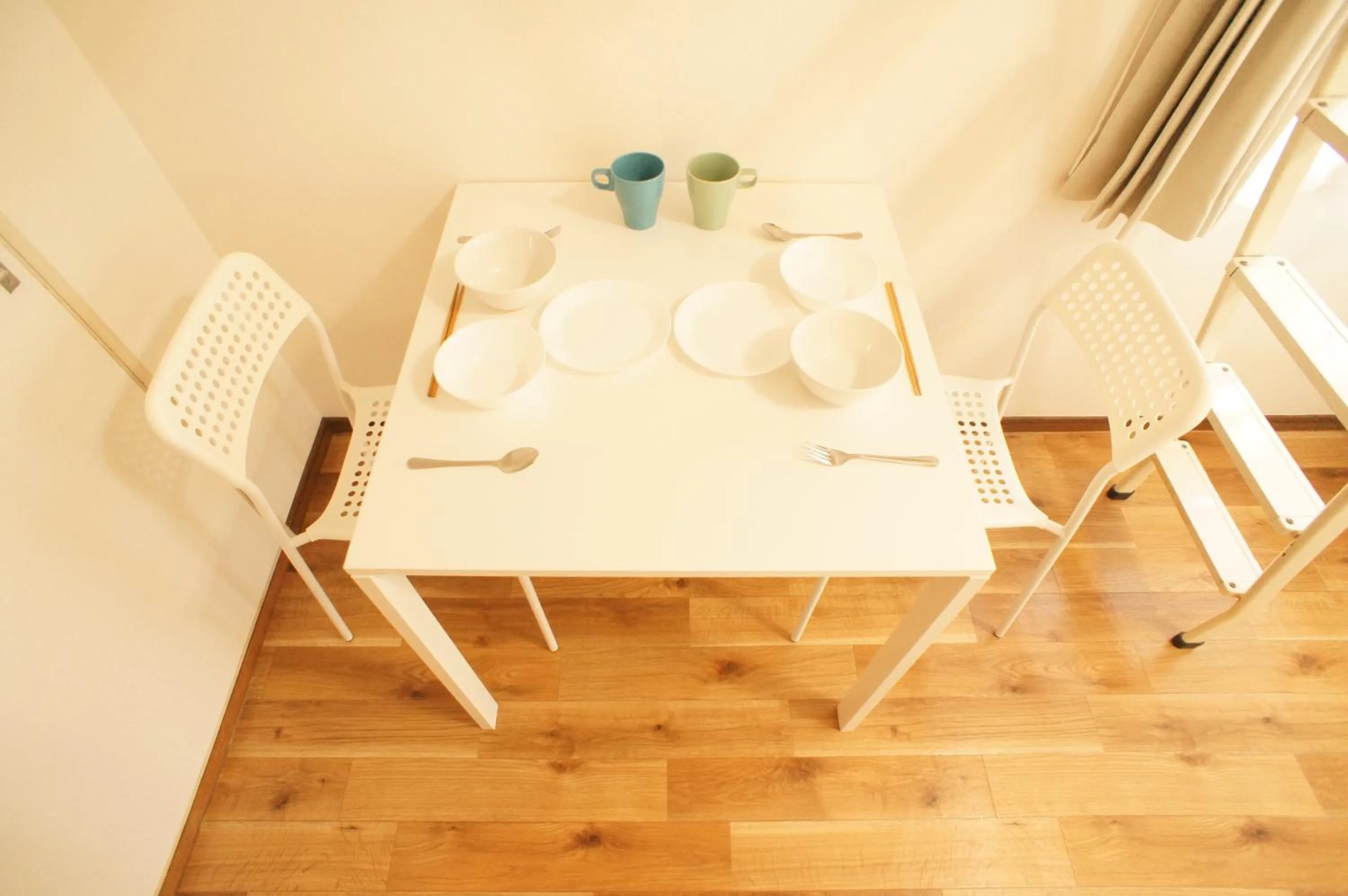 Photo of the whole room in Plusone Nishikoen