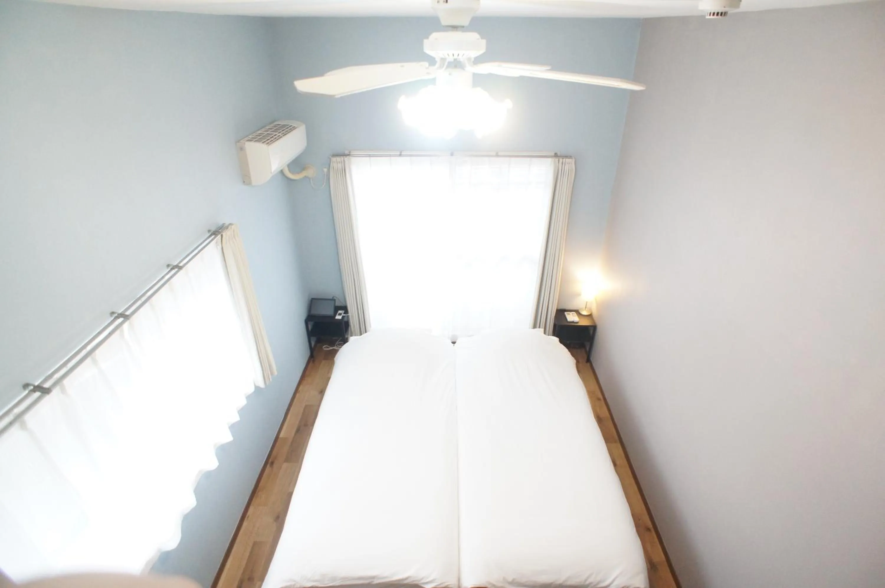 Bed in Plusone Nishikoen